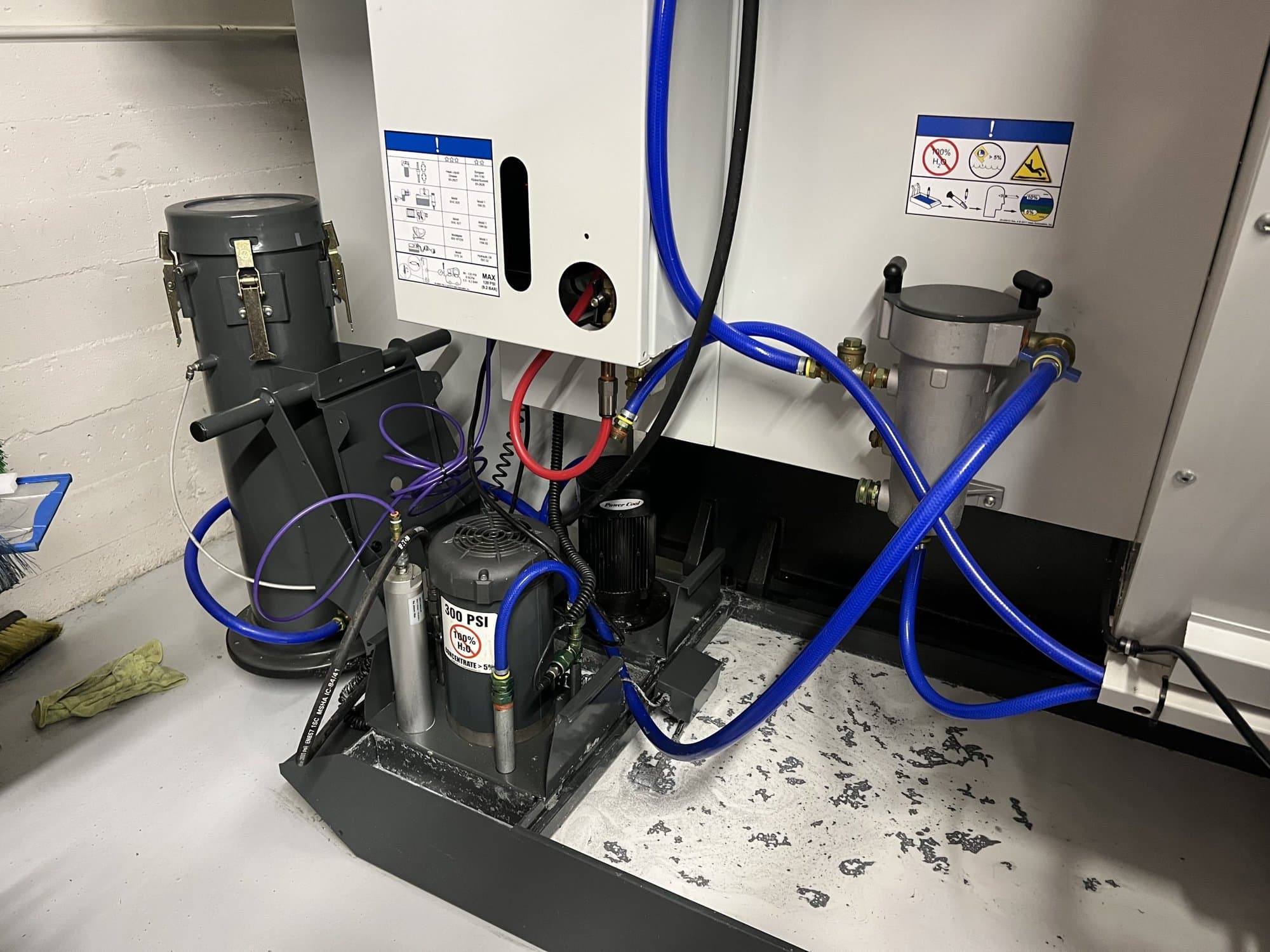 Haas UMC-1000 Universal Machining Center, 2020 - 15K Spindle, 50 +1 Tool changer, TSC, WIPS. Under Power and ready for inspection - Image 10