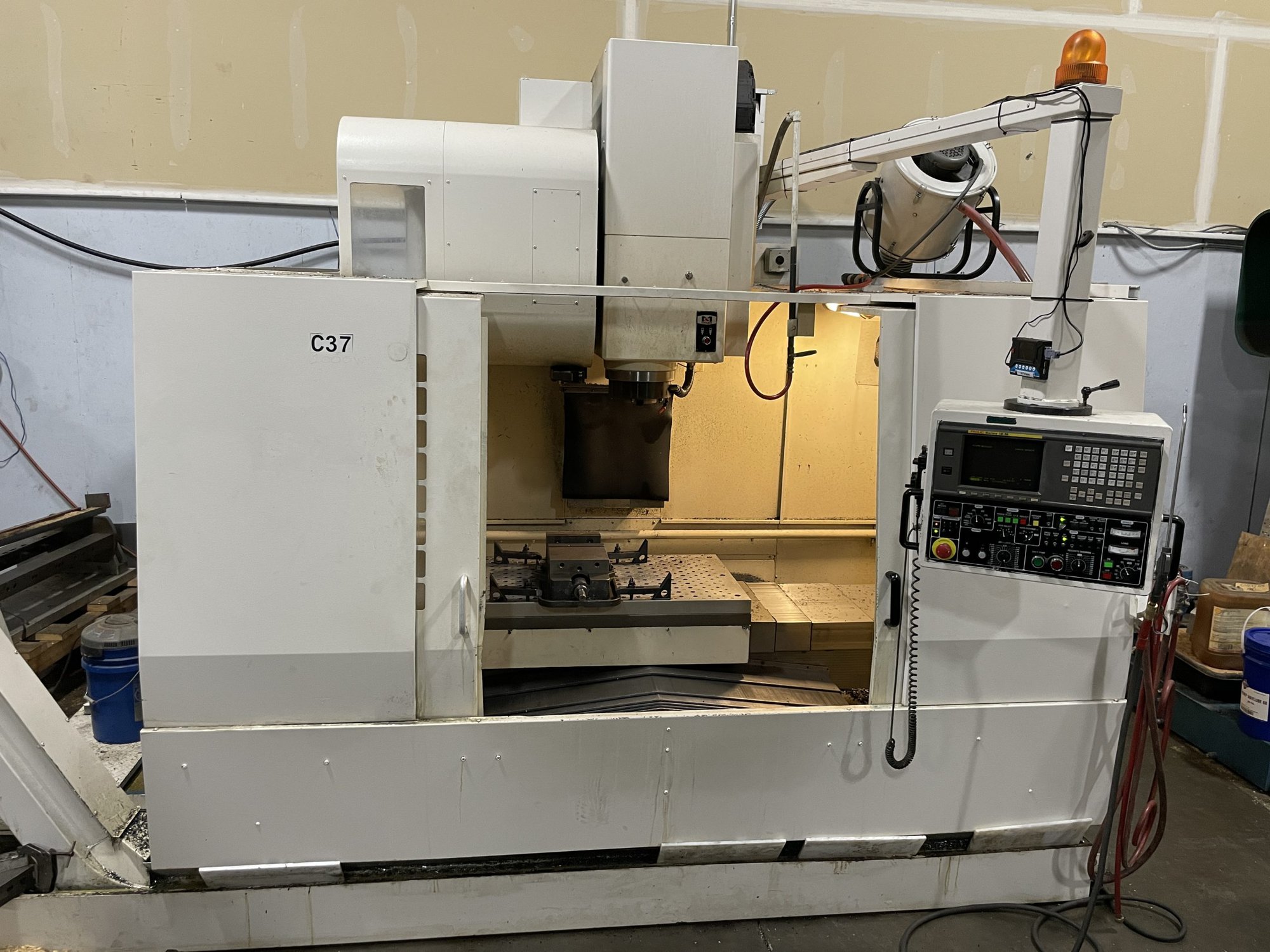 Kasuga Q-1000V VMC, 1998 - 50 Taper, 4th Axis Ready, Tooling Available - Image 2