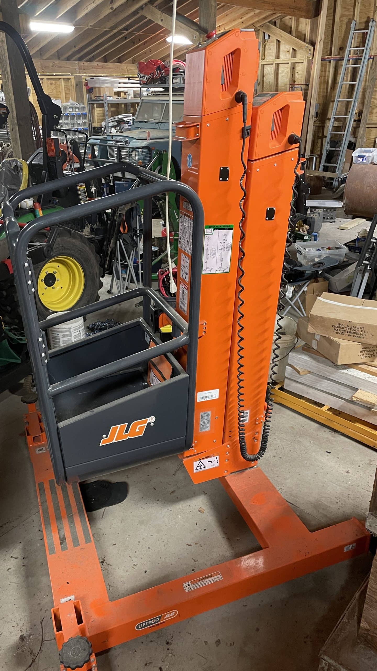 JLG FT140 LiftPod 330lb Personal Portable Lift, 2020 - Image 5