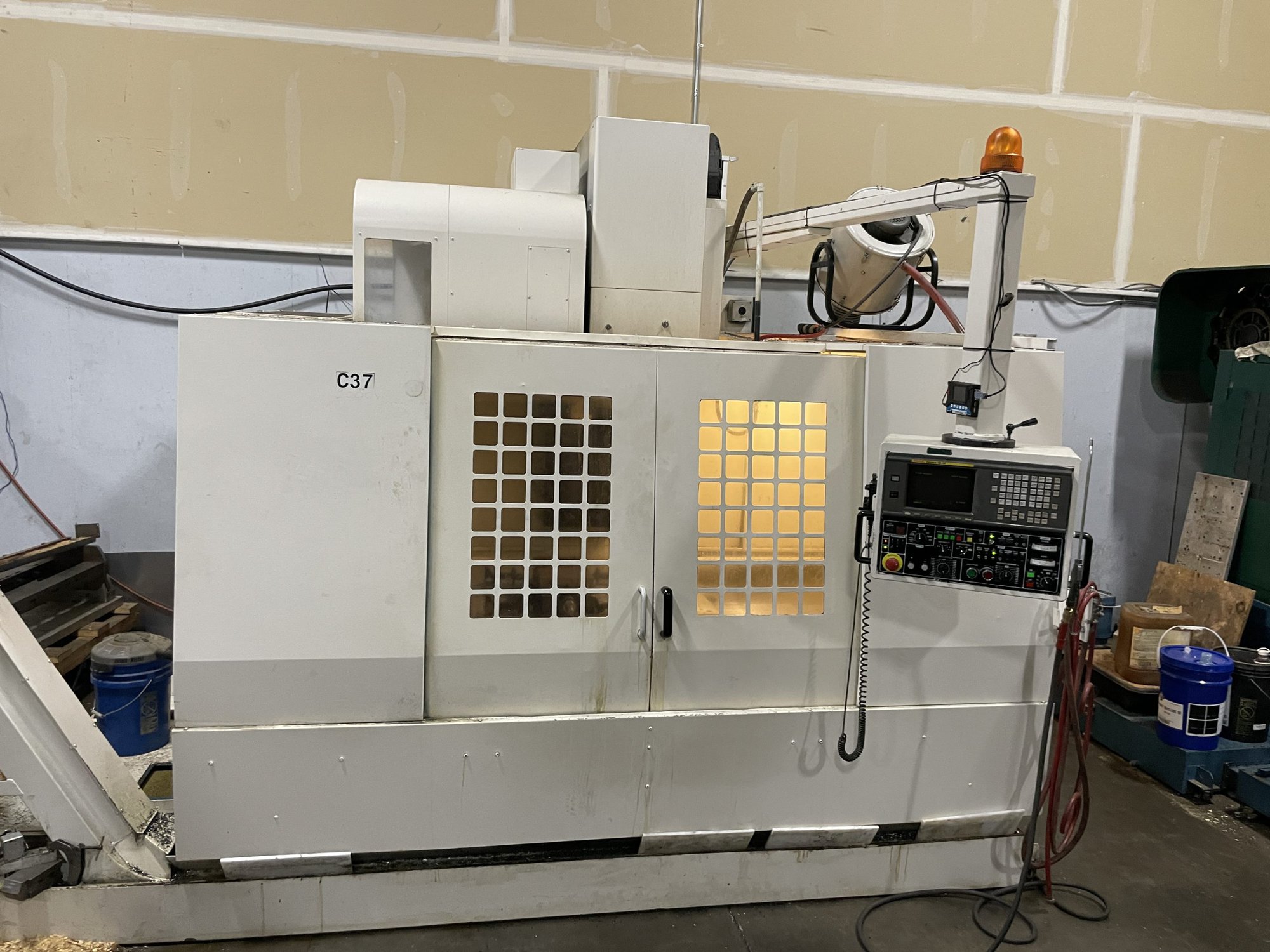 Kasuga Q-1000V VMC, 1998 - 50 Taper, 4th Axis Ready, Tooling Available