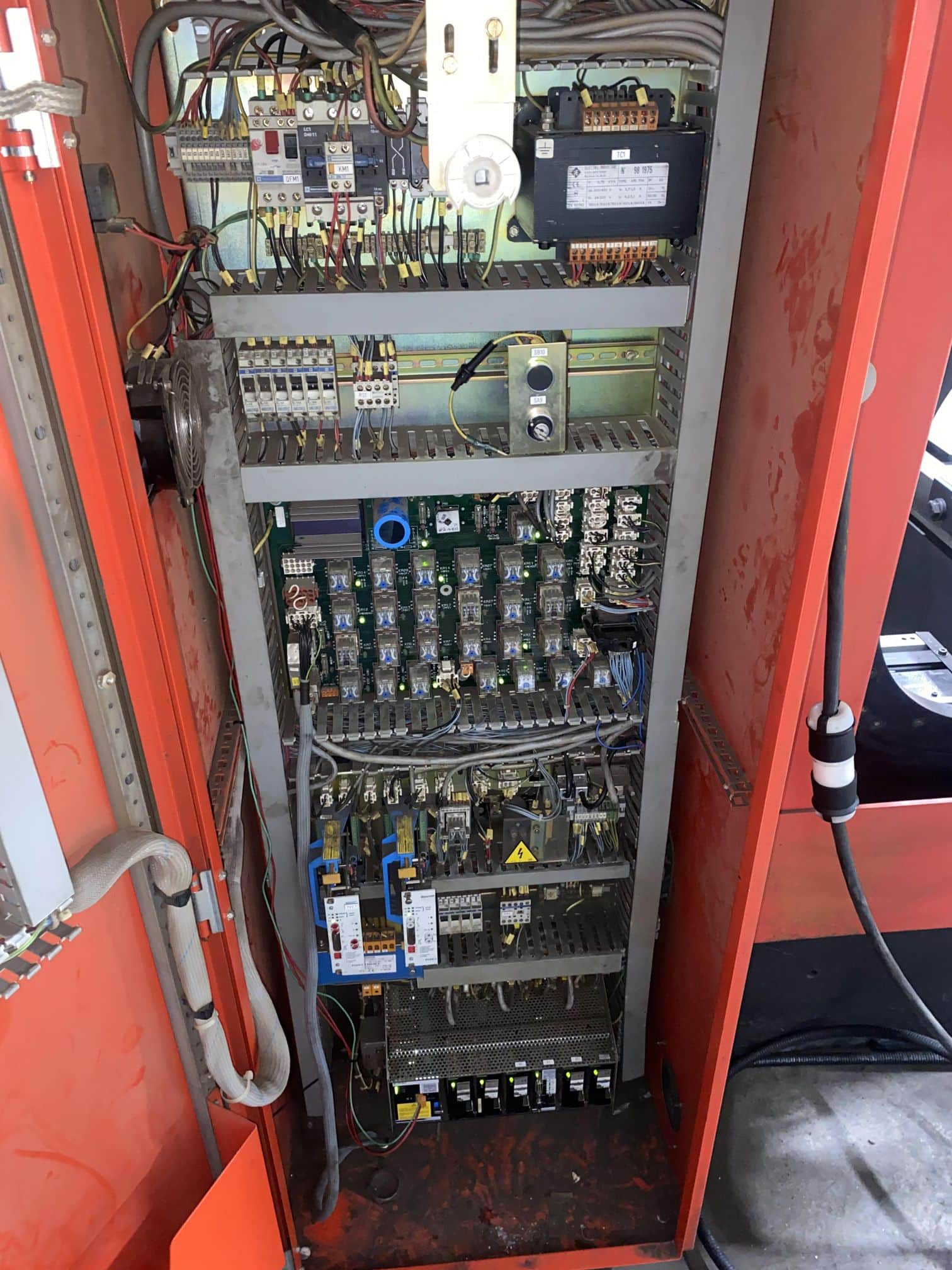 110 Ton x 10' Amada HFB 1003 CNC Press Brake, 1998 - Image 7