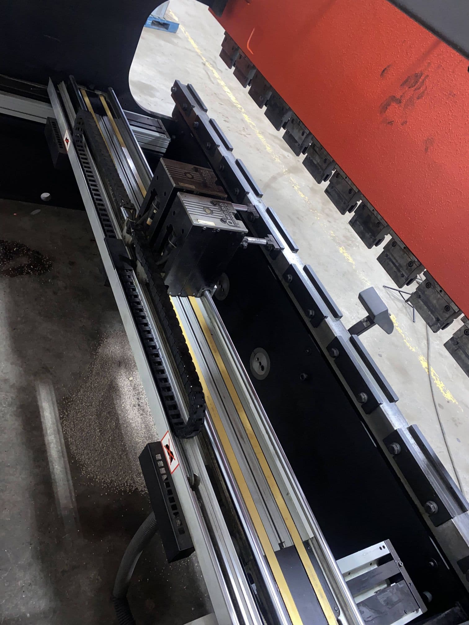 110 Ton x 10' Amada HFB 1003 CNC Press Brake, 1998 - Image 9