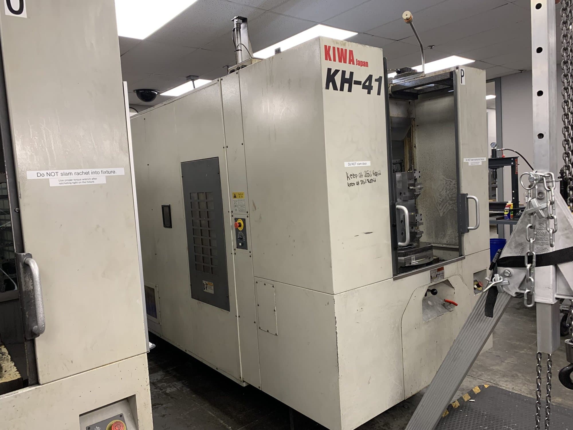 Kiwa KH-41 HMC, 2009 - TSC, 4th Axis, Wireless Probe, Fanuc Control - Image 3