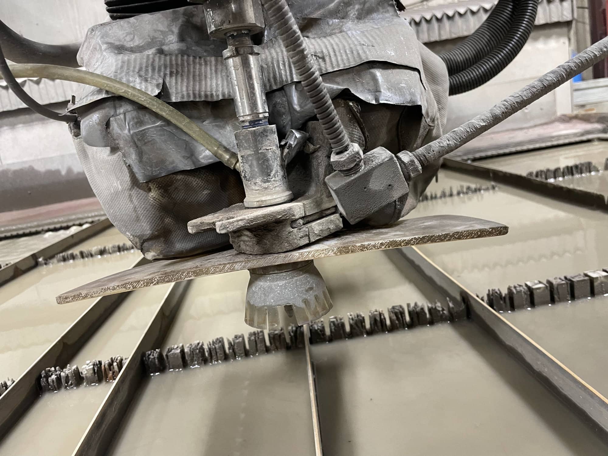 6' x12' Flow Integrated Flying Bridge Model 7136331 Waterjet Machine, 60 000 PSI - Image 10