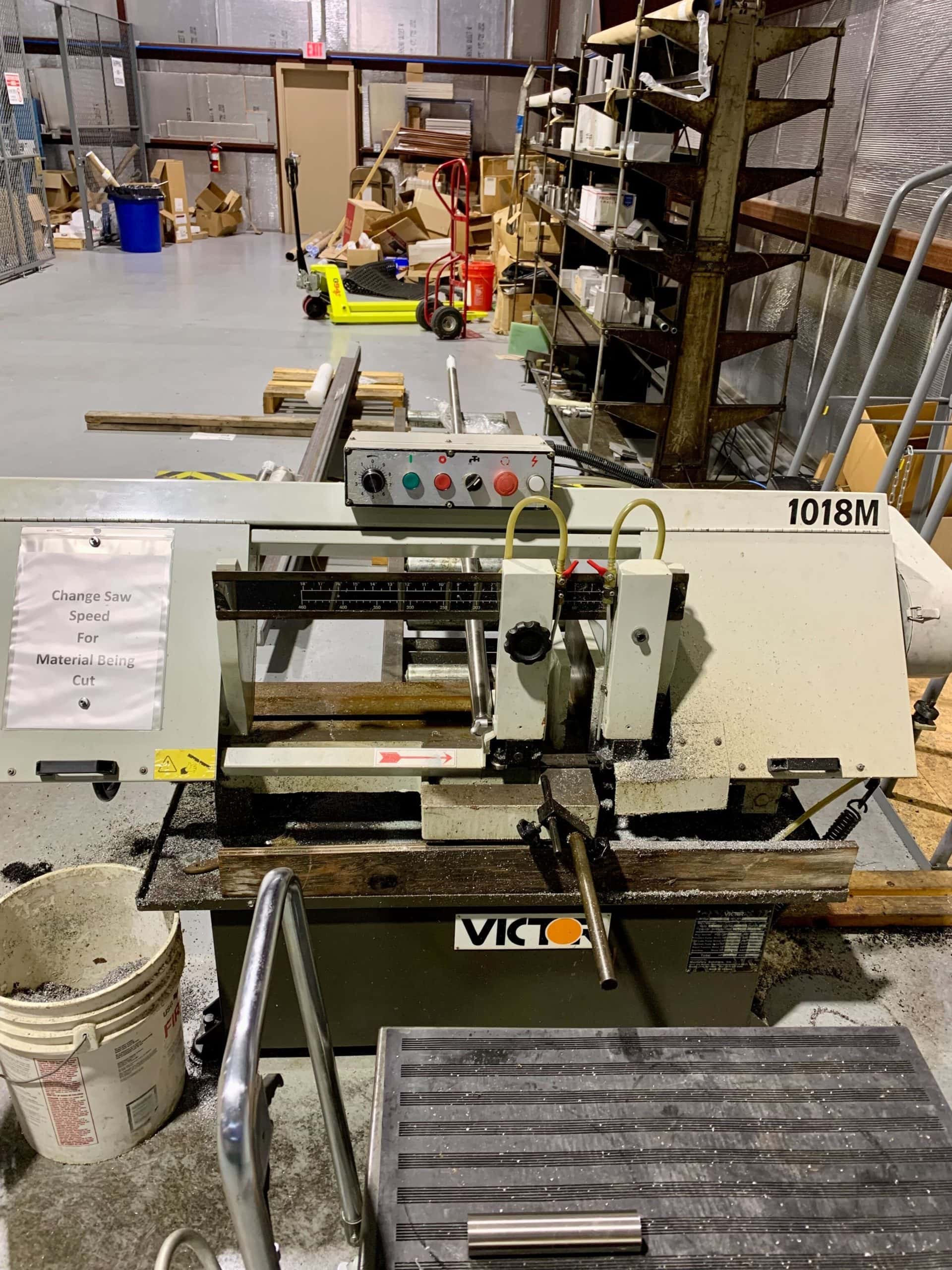 Victor 1018M Horizontal Saw 2019- Roller Conveyor And Extra Saw Blade. - Image 2