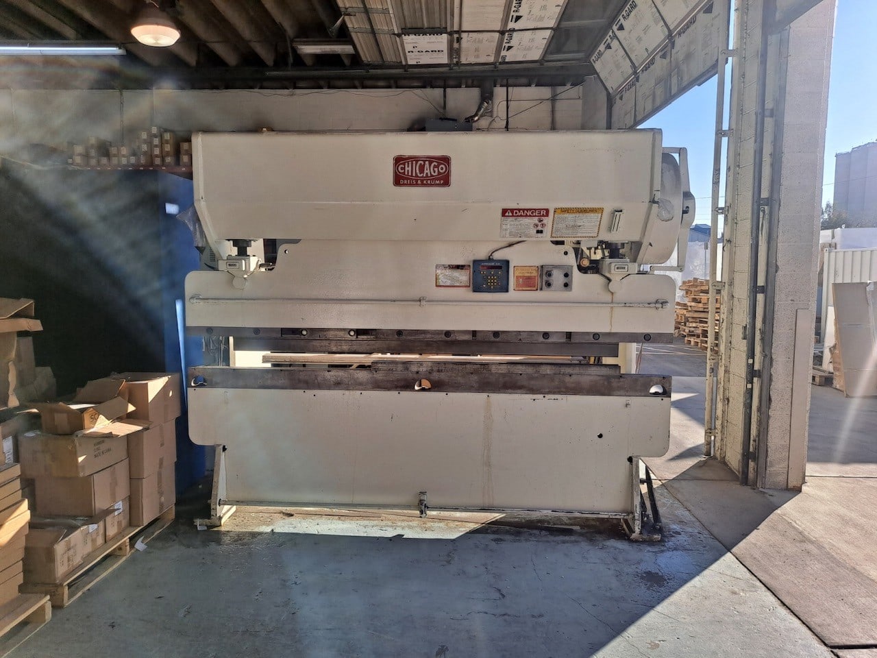 75 Ton x 10' Chicago Dreis & Krump 810-C Press Brake, 1972 - Backgauge