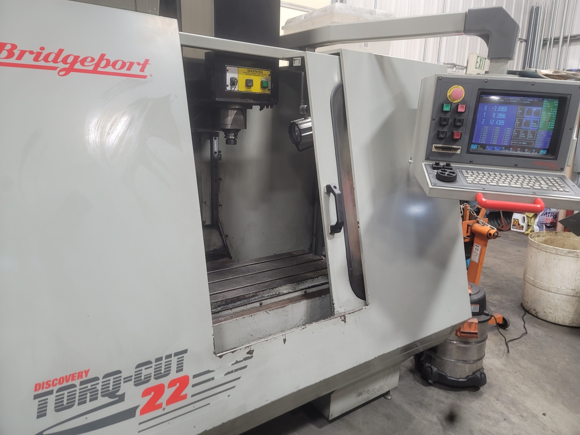 Bridgeport Torq-Cut 22 VMC, 1997-Renishaw Probe Included, Tooling