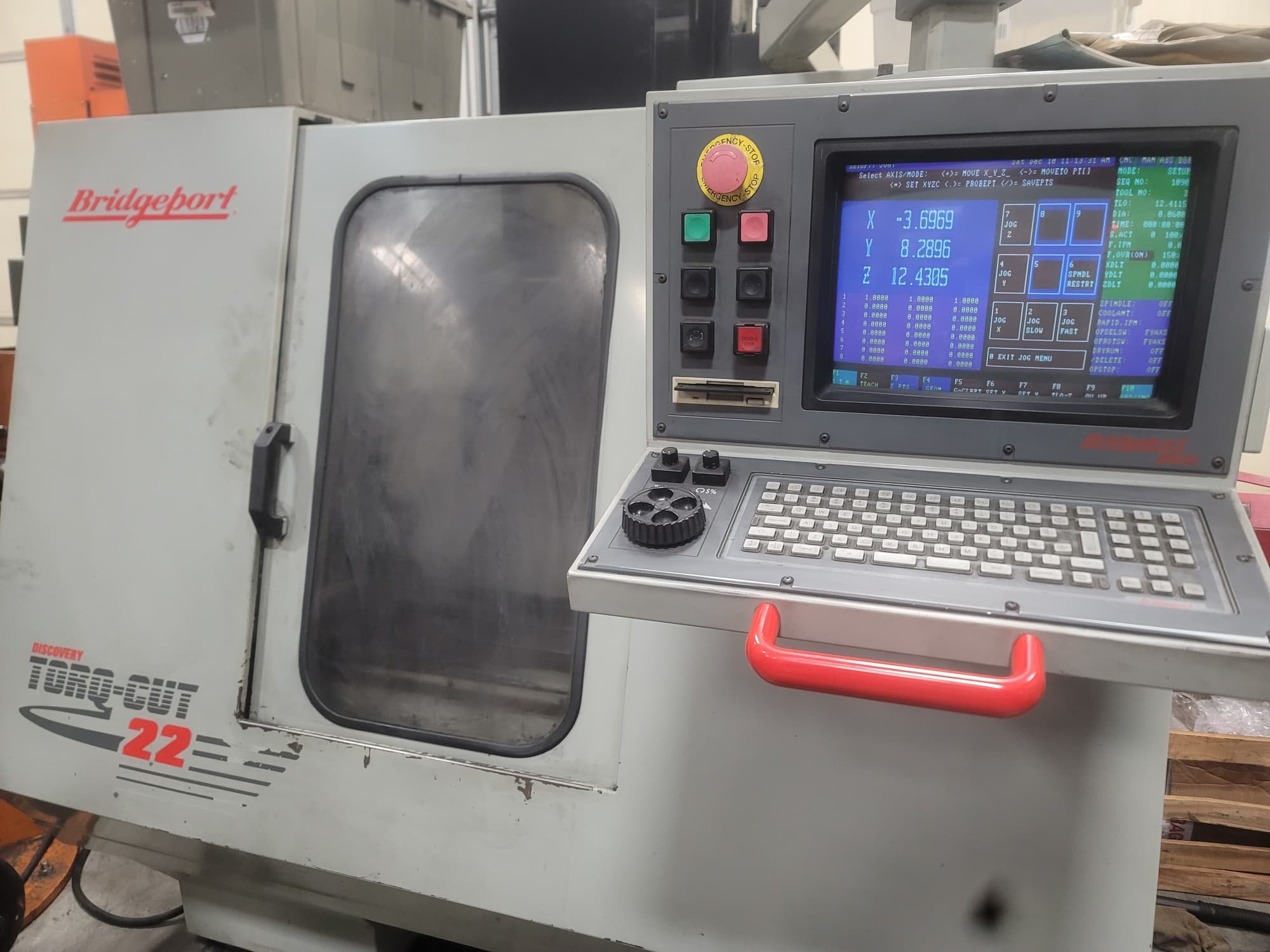 Bridgeport Torq-Cut 22 VMC, 1997-Renishaw Probe Included, Tooling - Image 2
