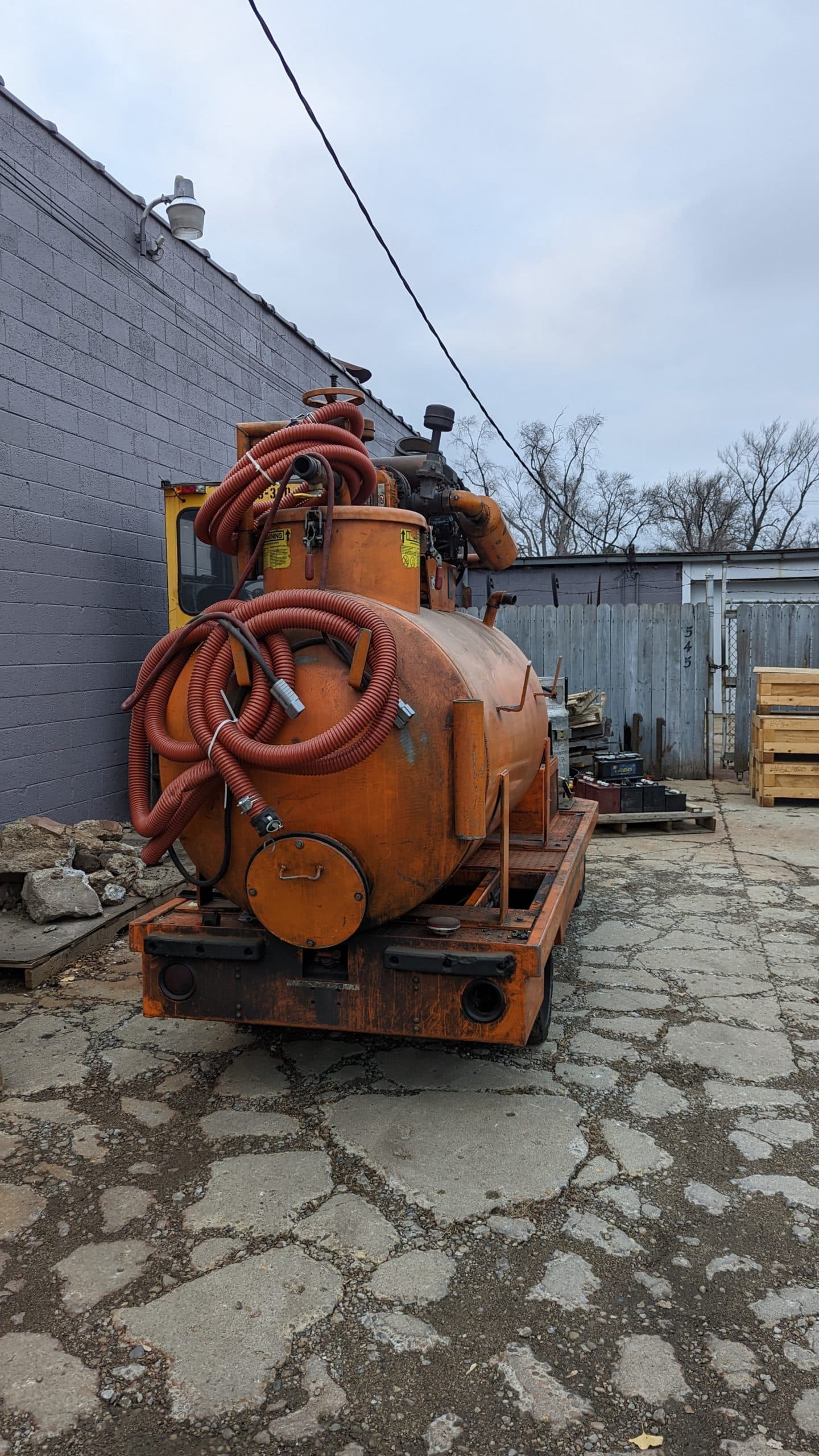 Motrec G-660 Electric Waste Oil Pump Truck, 2012 - 500 Gallon Capacity, ~3500 HRS - Image 3
