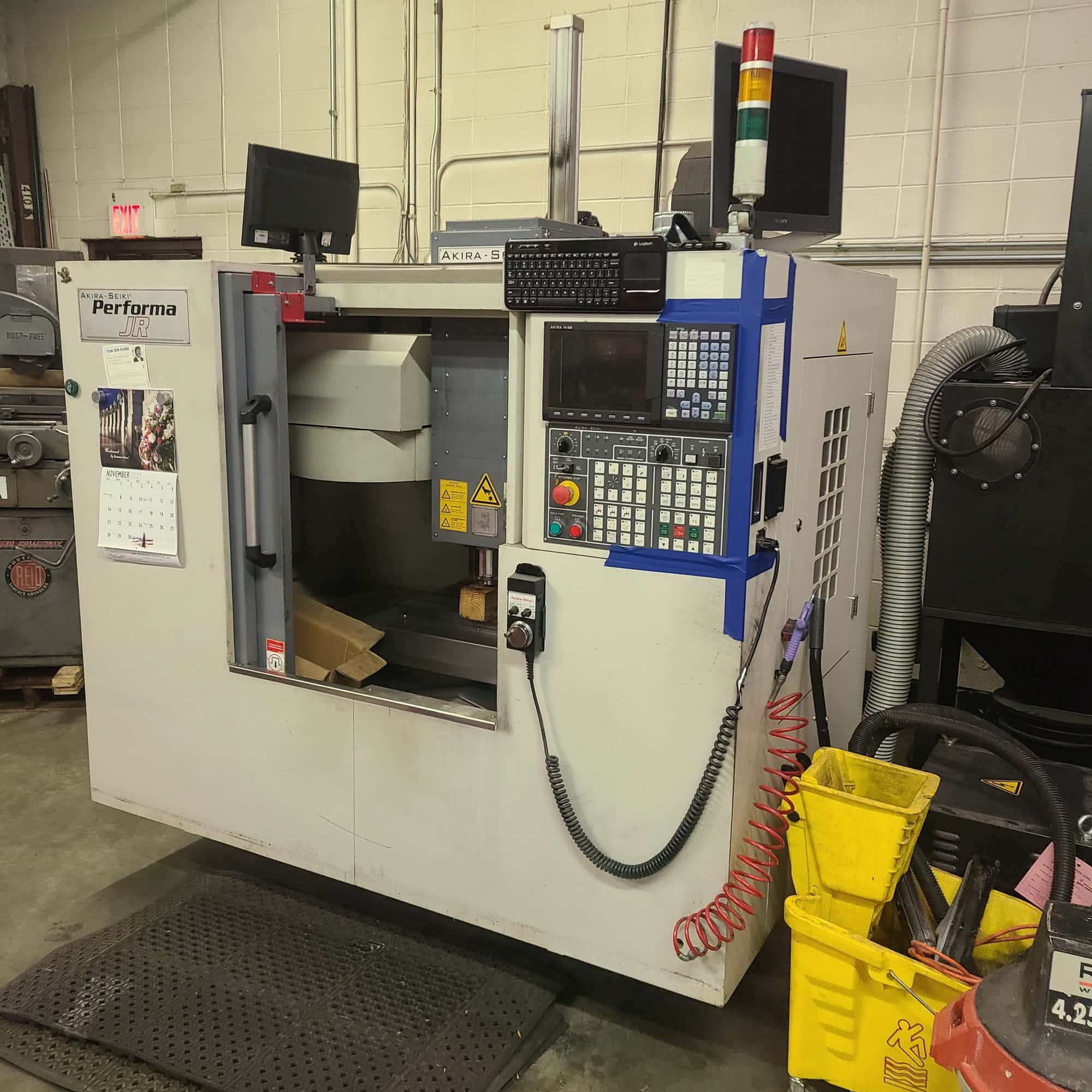 Akira Seiki JR, VMC-2011, High Speed Machining, Available Immediately