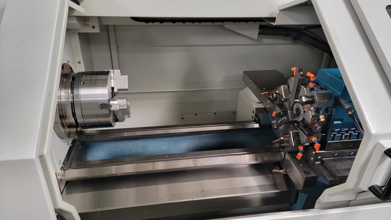 ROMI C-420 CNC Lathe, 2020 - Low Hours - Rigid Tap - Image 4