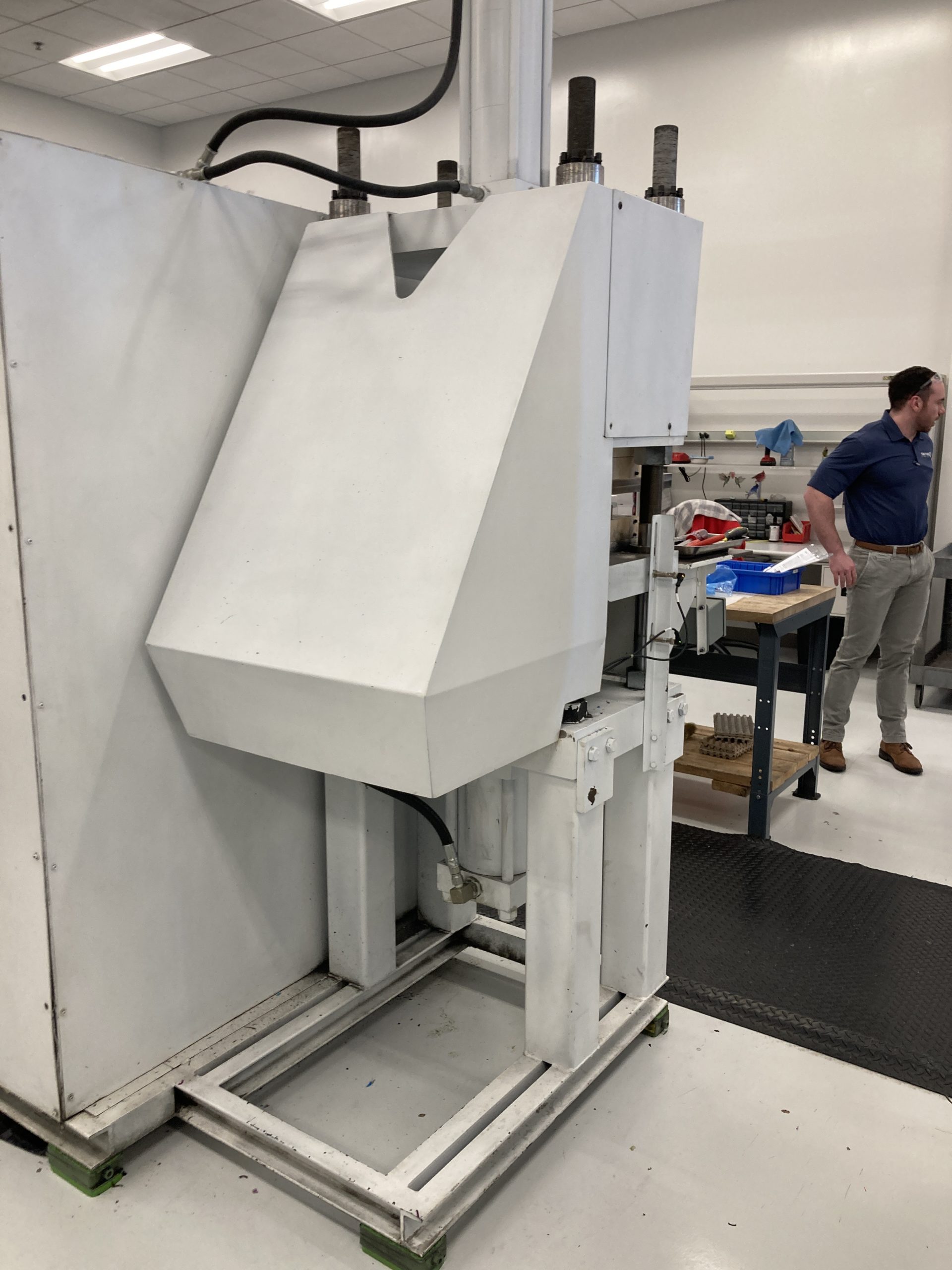 50 Ton Advanced Hydraulics Moulding Press 2011 - Image 2