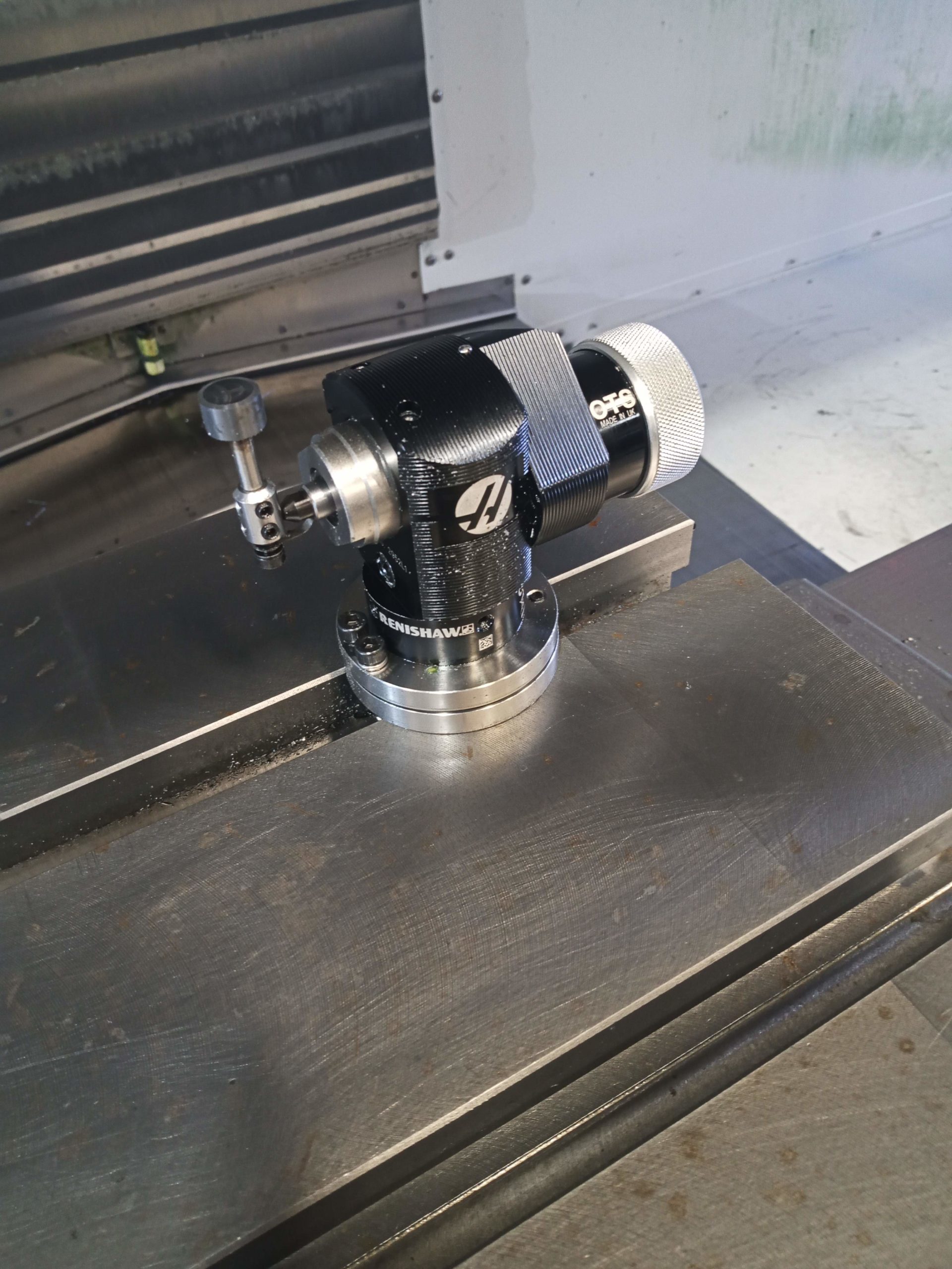 Haas VF-12/40 VMC, 2016 - 10K Spindle, TSC, Chip Auger, Available Immediately - Image 4
