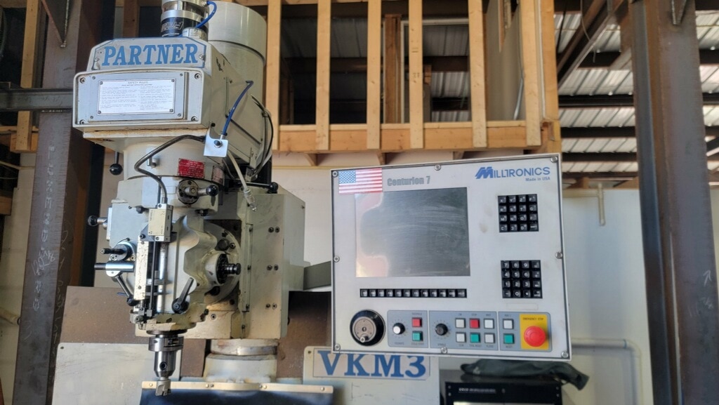 Milltronics Partner VKM3 Bed/Knee CNC Mill, 2006 - Under Power - Image 3