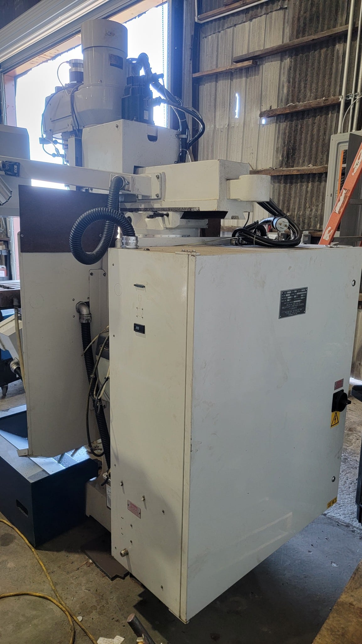Milltronics Partner VKM3 Bed/Knee CNC Mill, 2006 - Under Power - Image 7