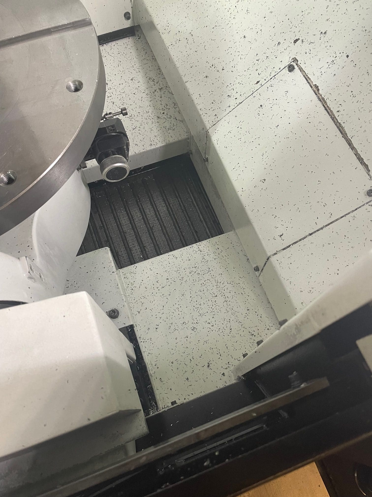 Mazak VC-500A VMC, 2017- 5-Axis, Probe, Mazatrol Smooth X Control, Available Immediately - Image 6