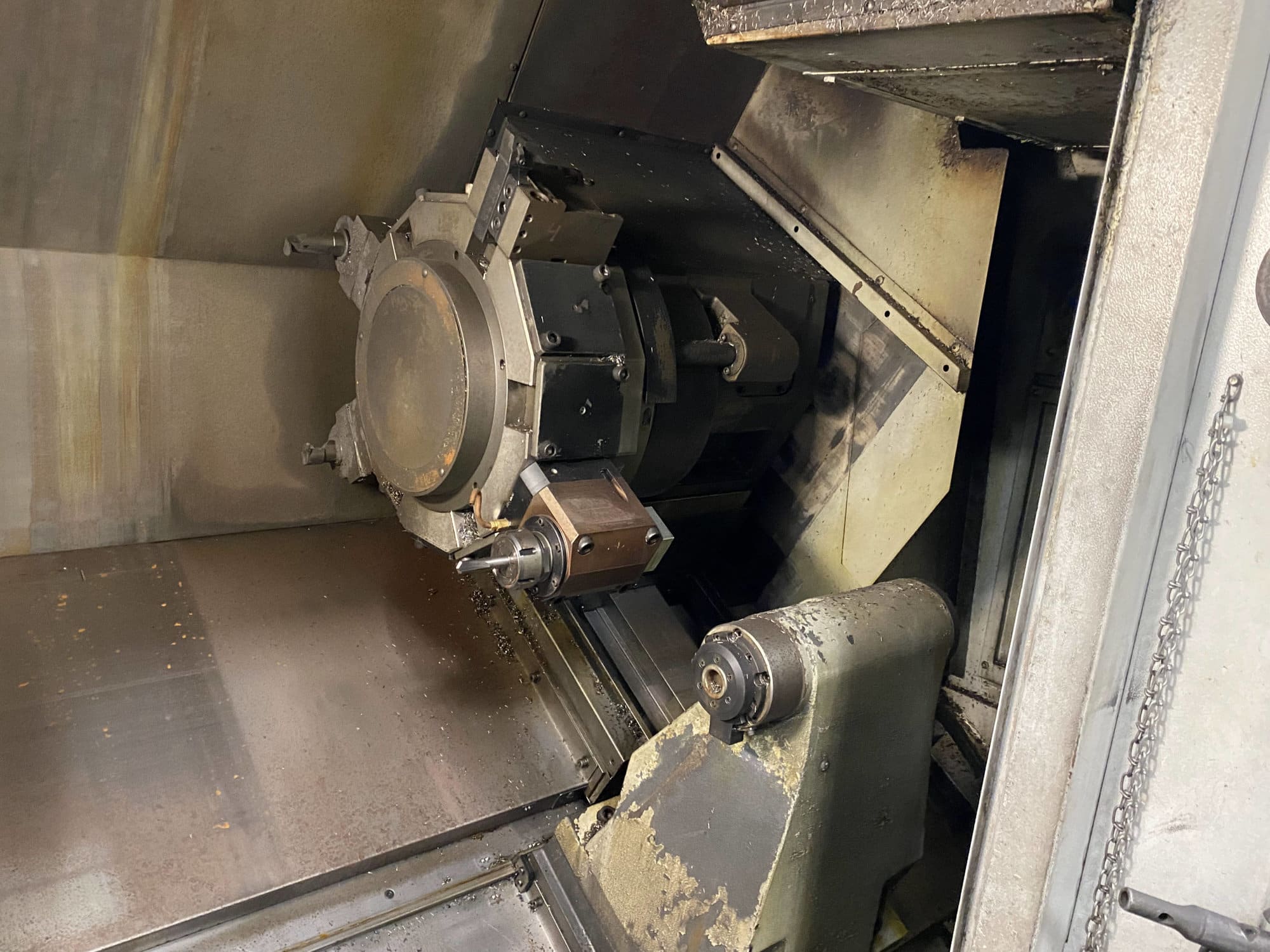 Mori Seiki NL2500MC/700 CNC Lathe, 2007/2- live tooling, mist blaster, chip blaster, work stocker, gantry loader, available immediately - Image 8