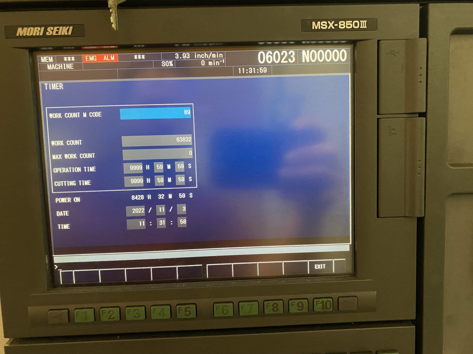 Mori Seiki NL2500MC/700 CNC Lathe, 2007/1- live tooling, mist blaster, chip blaster, work stocker, gantry loader, available immediately - Image 4