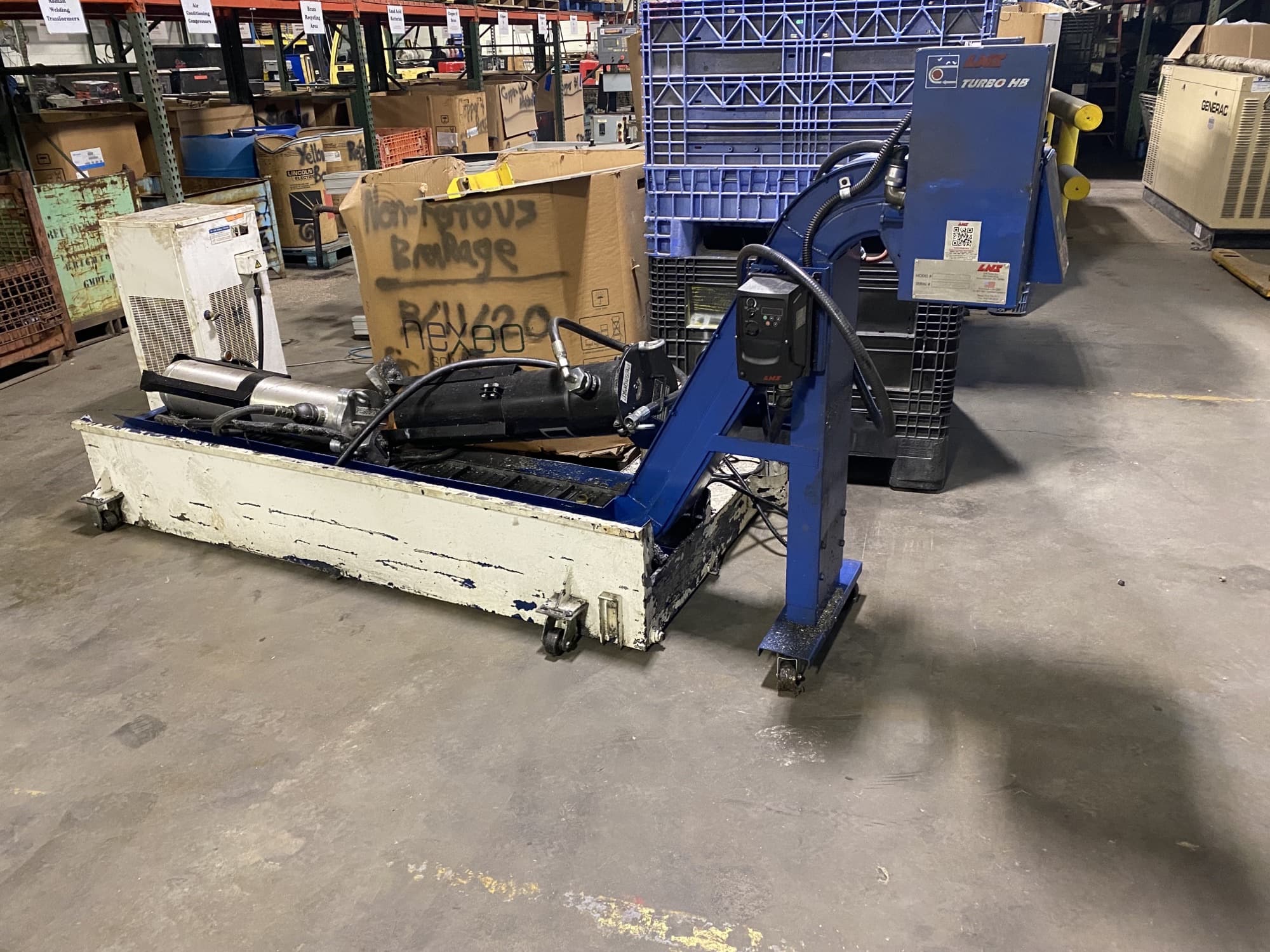 Daewoo DMV-400 VMC, 2000 - Image 11