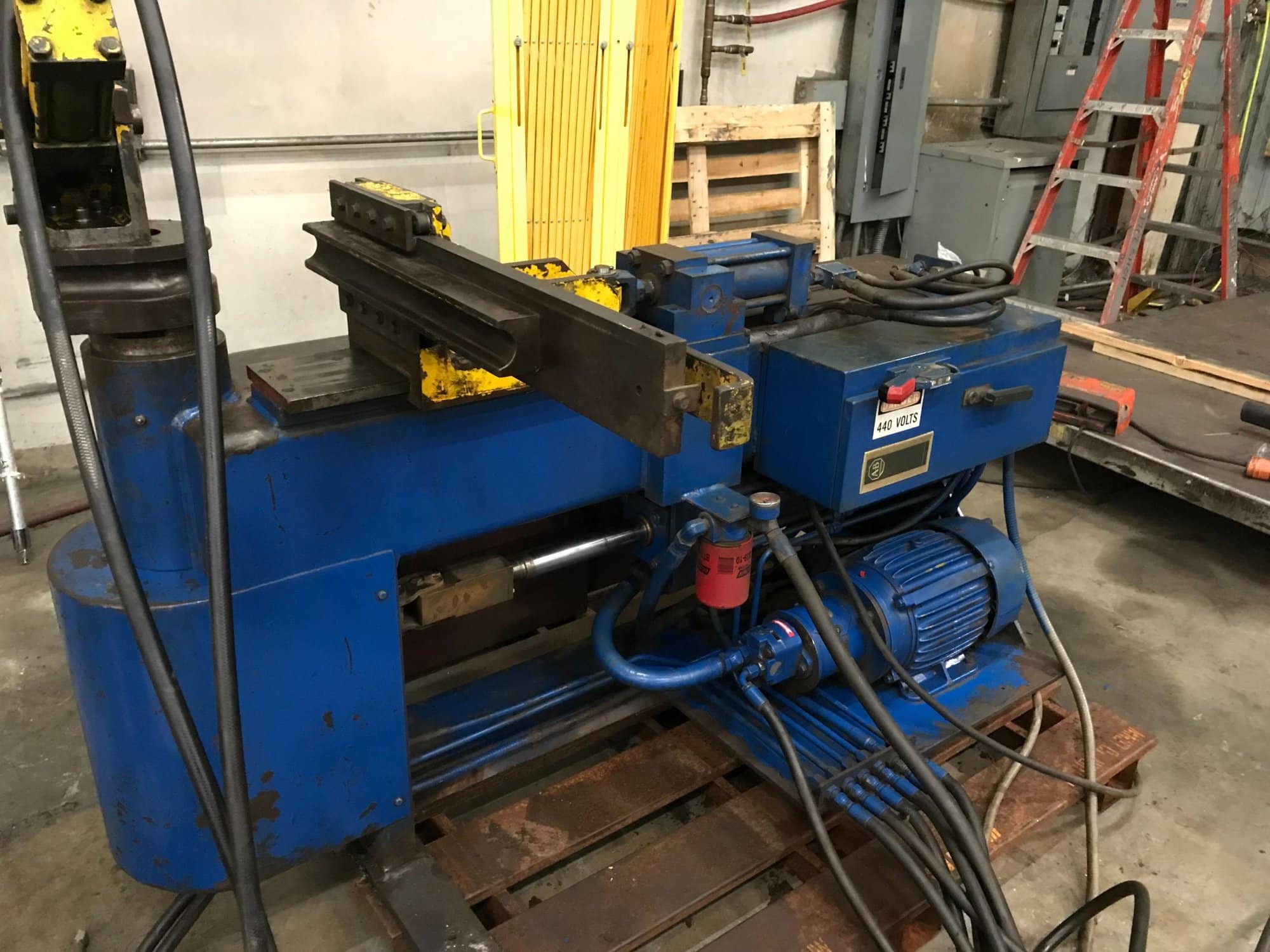 Wallace Coast Pipe Bender 1002, 1989