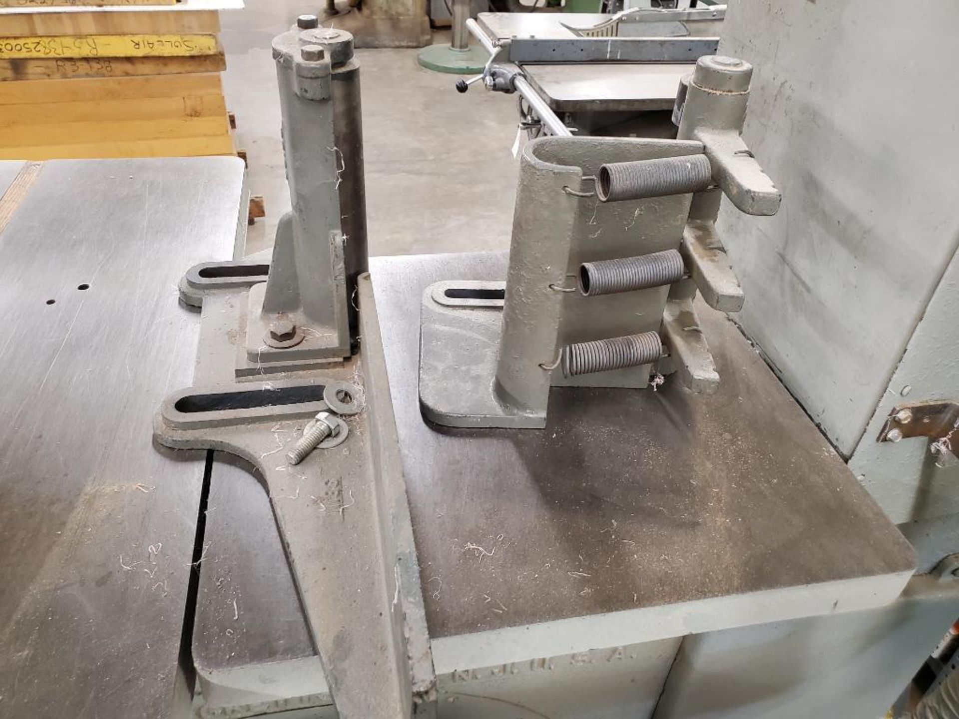 American Sawmill Machinery Co 36" Vertical Bandsaw With Foot Brake - Image 5