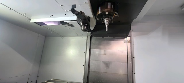 DMG Mori Duravertical 5100 VMC, 2016 - 12K RPM Spindle, TSC Interface, Renishaw Probe - Image 4
