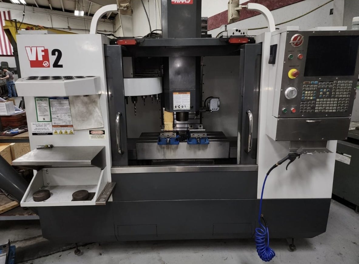 Haas VF-2 VMC, 2011- Chip Auger, 30HP, 2 Speed Gearbox, Low Hours, Pre-removal Pricing