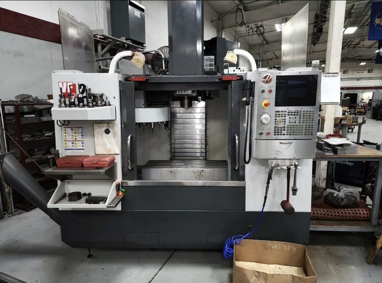 Haas VF-2 VMC, 2012- Chip Auger, 30HP, 2 Speed Gearbox, Low Hours, Pre-removal Pricing