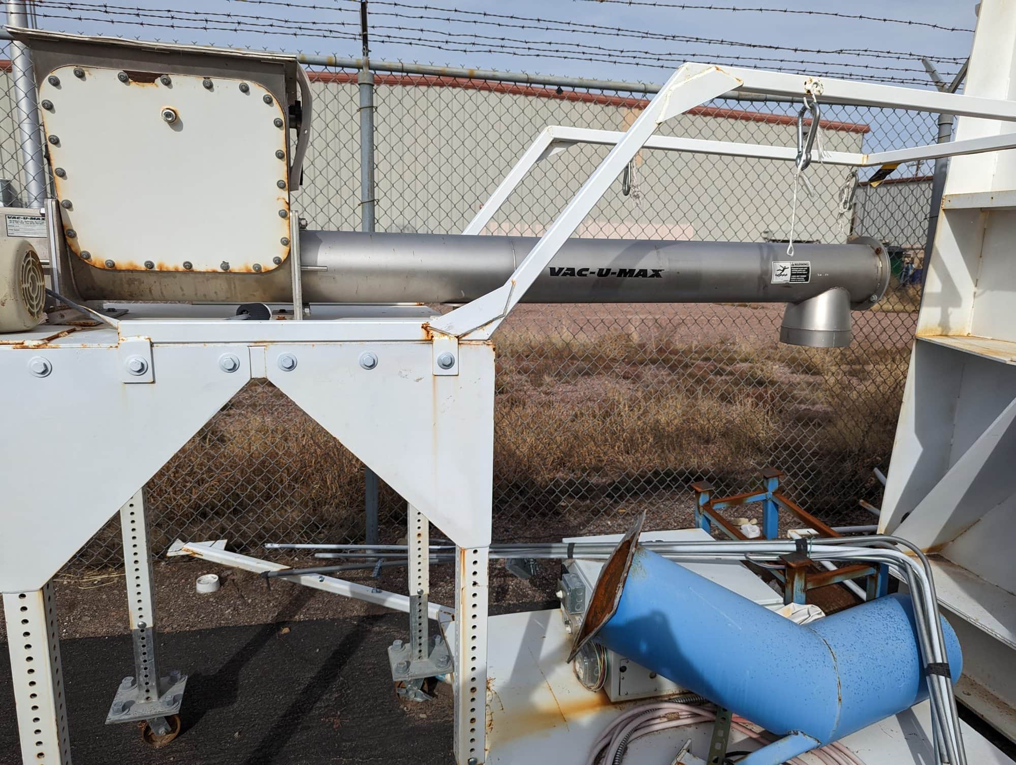 1000 Cubic Ft. Jacketed Carbon Steel Dual Ribbon Blender - 30 HP - Image 3