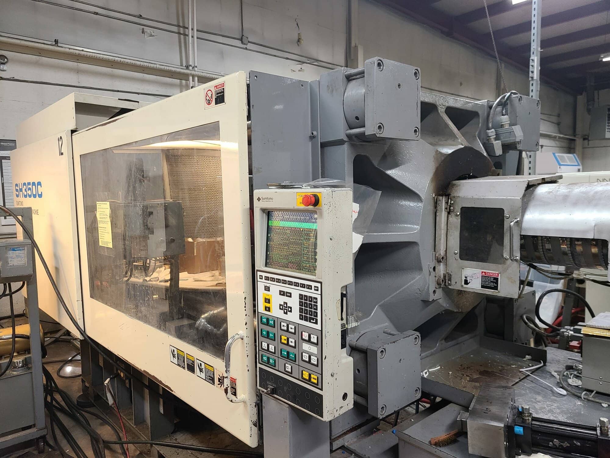 350 Ton 38 Oz. Sumitomo SH350C 2500 Injection Molding Machine, 2000