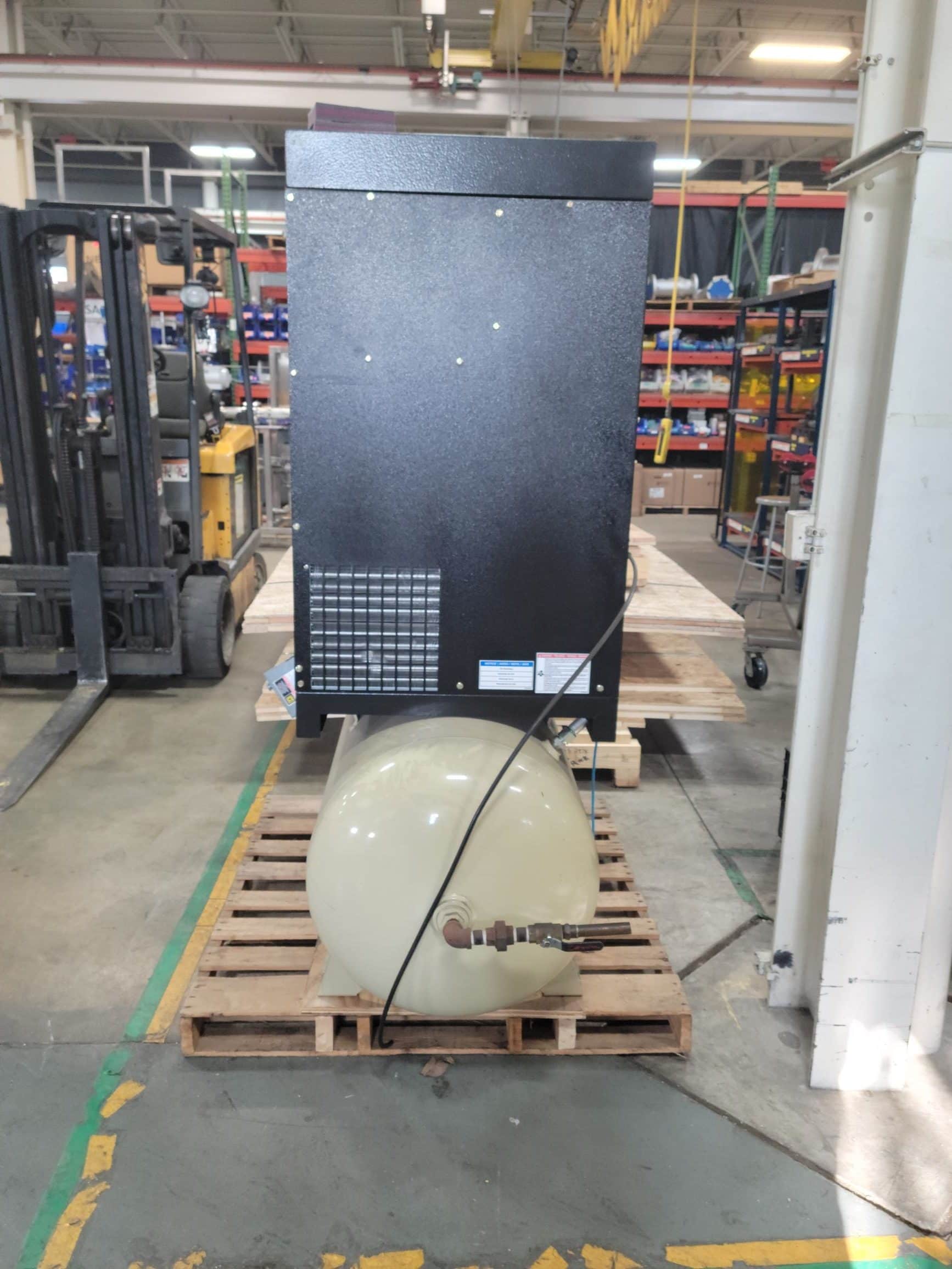 10 HP Ingersoll Rand R7.5i-A135 Rotary Screw Air Compressor, 2014 - 80 Gallon Tank - Image 4