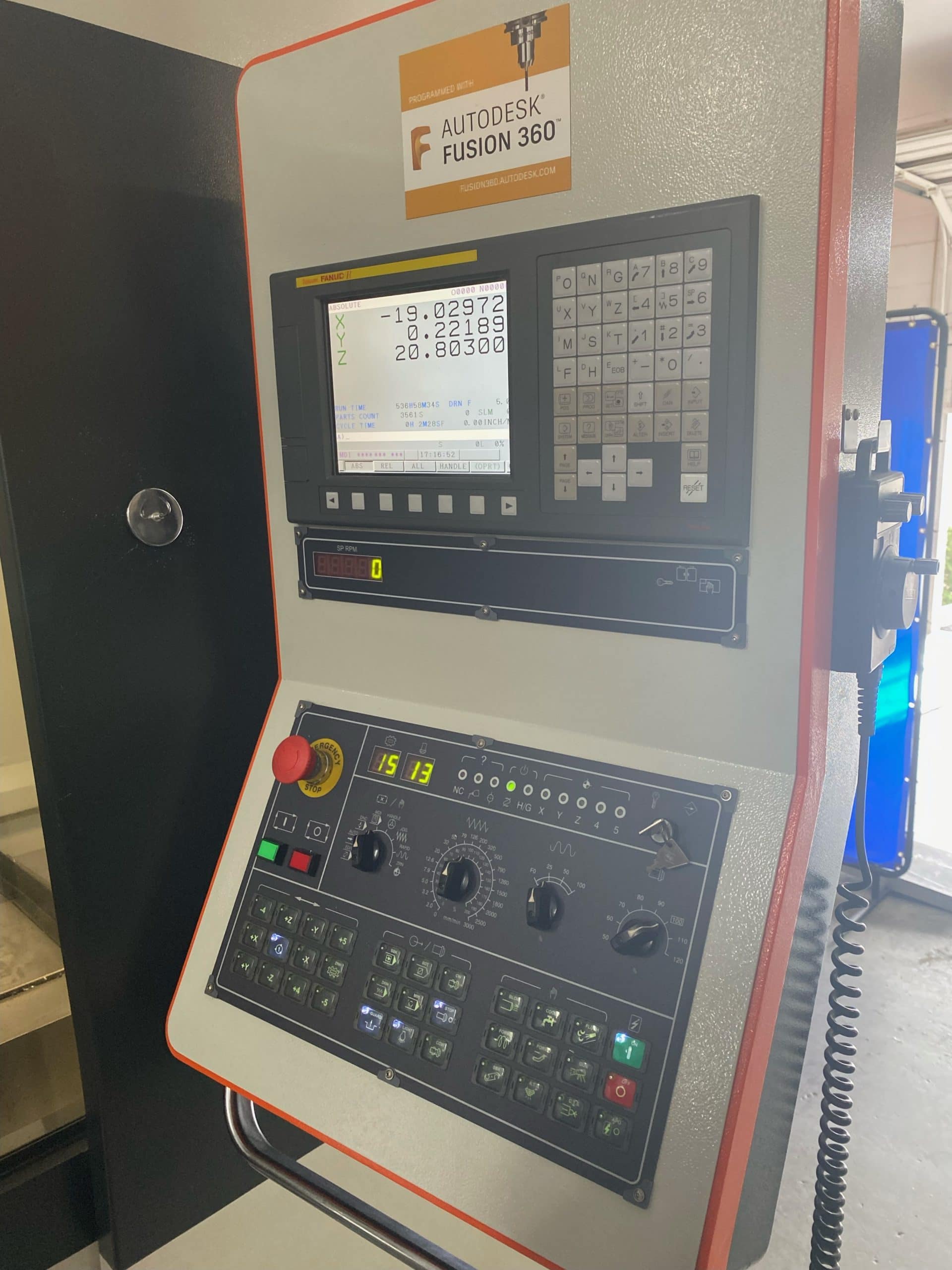 Takumi VC0852 CNC VMC 2016- 4th Axis Wired, Chip Conveyor - Image 4