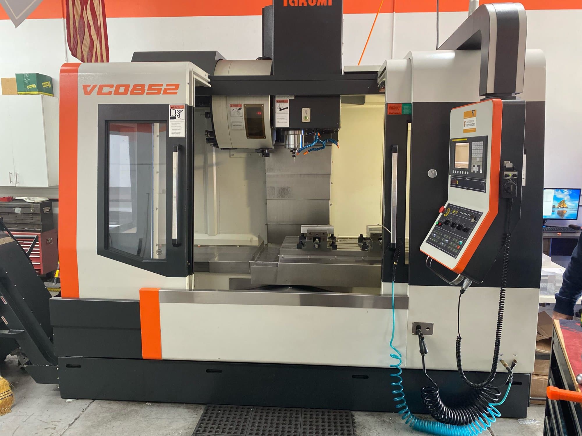 Takumi VC0852 CNC VMC 2016- 4th Axis Wired, Chip Conveyor