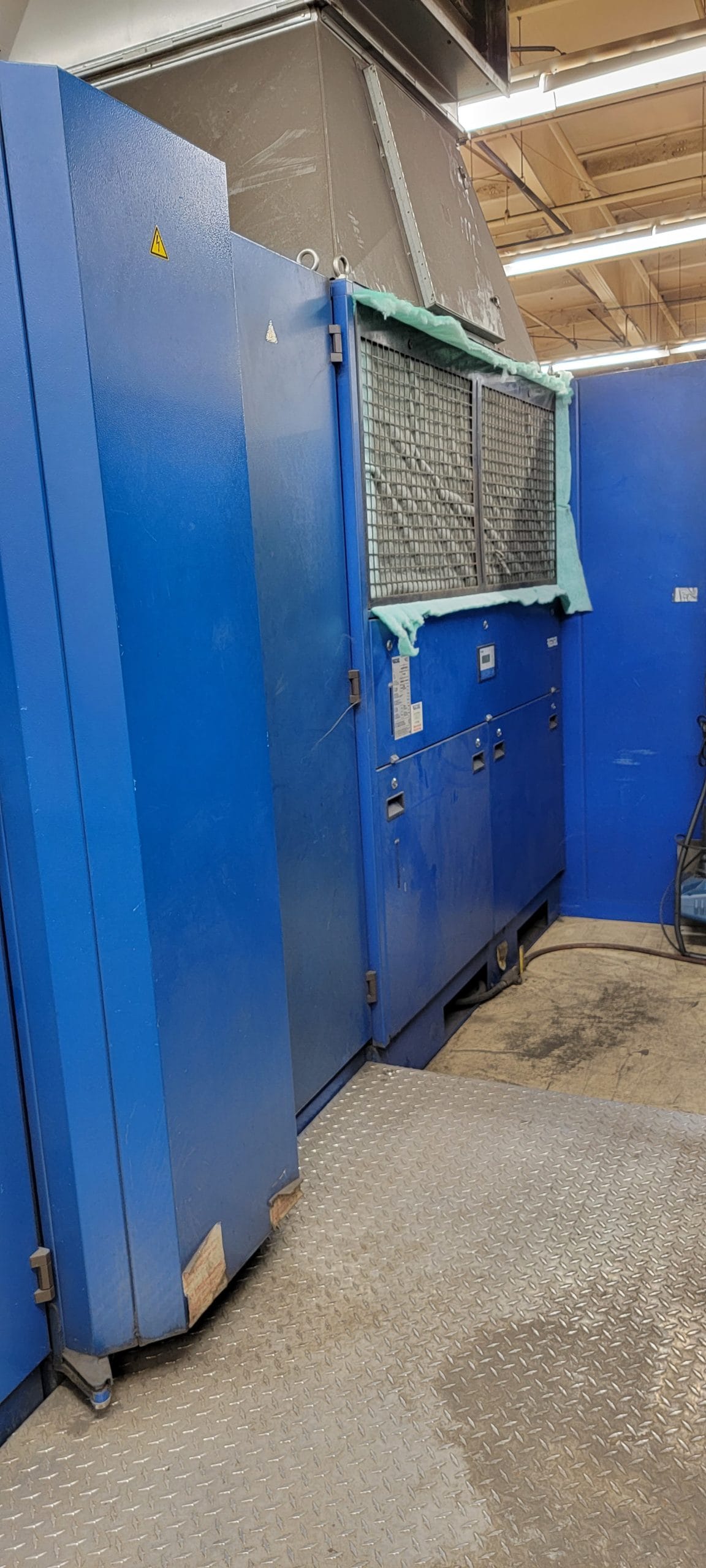 4000 Watt Trumpf Trumatic L3030 CO2 Laser, 2005 - 5'x10', Cooler, Dust Collector, Shuttle Table In & Out, Video Available, Available Immediately - Image 7
