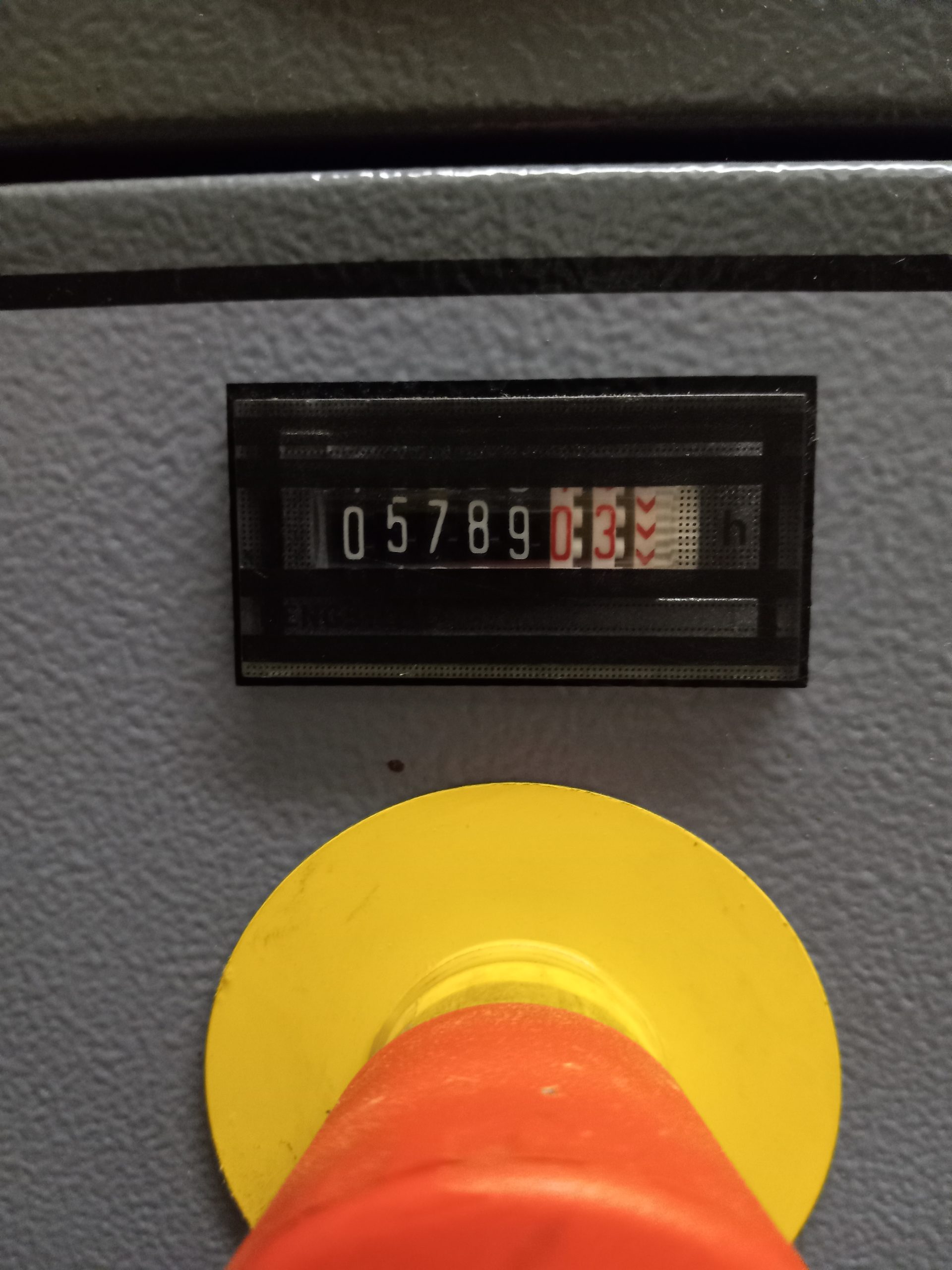 15 HP Atlas Copco GX11P Rotary Screw Air Compressor, 2008 - Includes Dryer and 120 Gallon Tank - Image 3