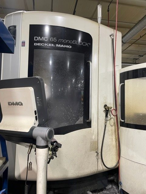 DMG Mori DMC65 monoBlock 5 Axis UMC, 2014 - Pallet Changer, Renishaw Probe, 18K RPM Spindle