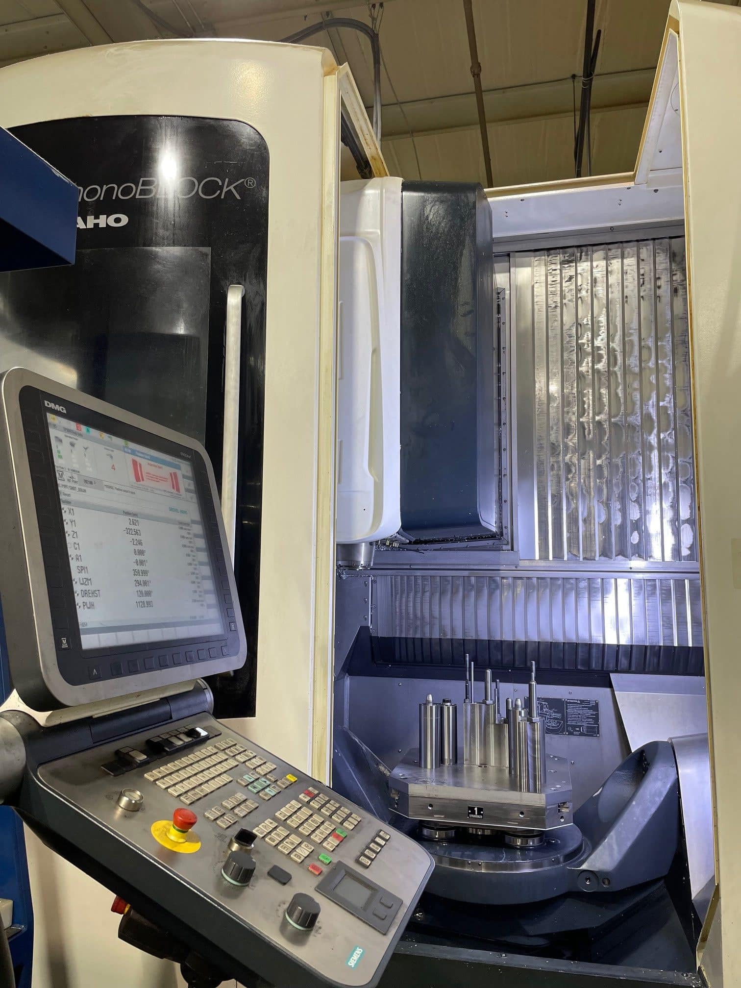 DMG Mori DMC65 monoBlock 5 Axis UMC, 2014 - Pallet Changer, Renishaw Probe, 18K RPM Spindle - Image 6
