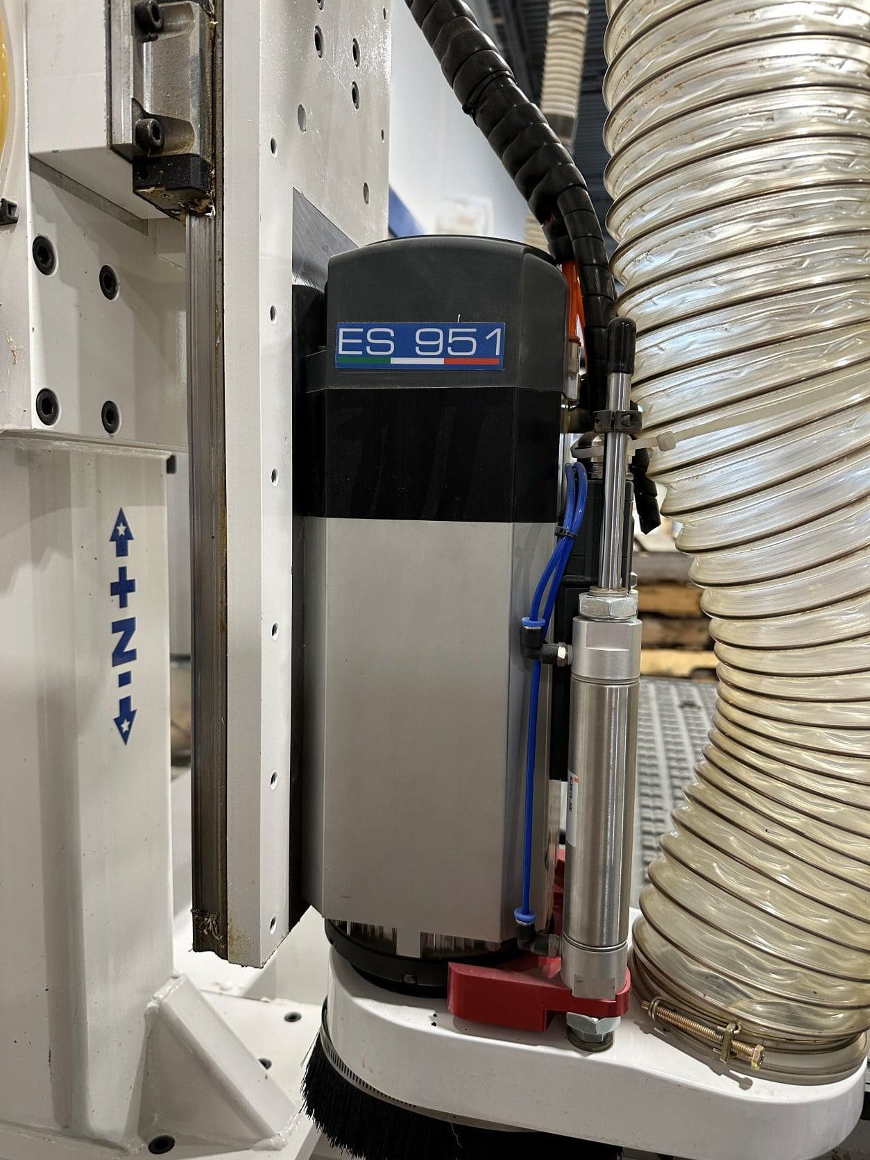 Freedom F37-5-10 CNC Router, 2019 - Automatic Tool Changer, 15K RPM Spindle, Low Hours - Image 4