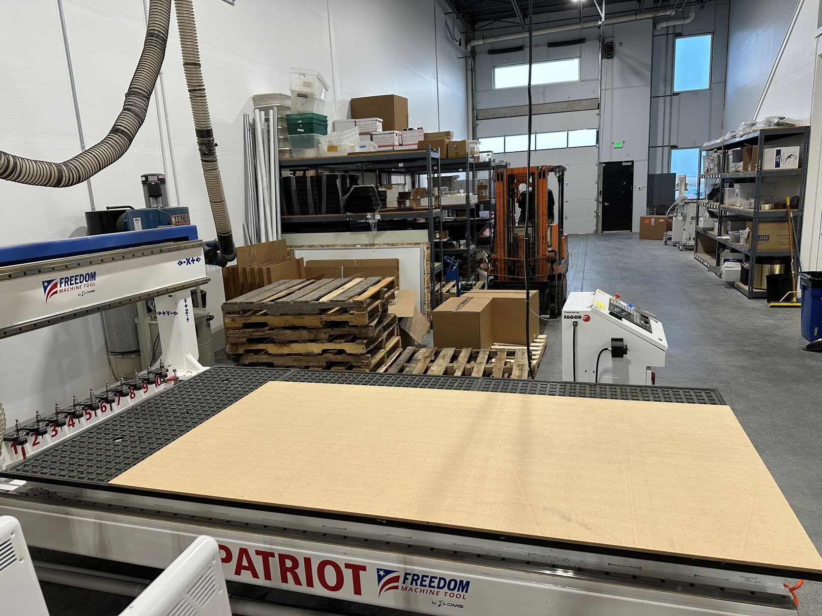 Freedom F37-5-10 CNC Router, 2019 - Automatic Tool Changer, 15K RPM Spindle, Low Hours - Image 5