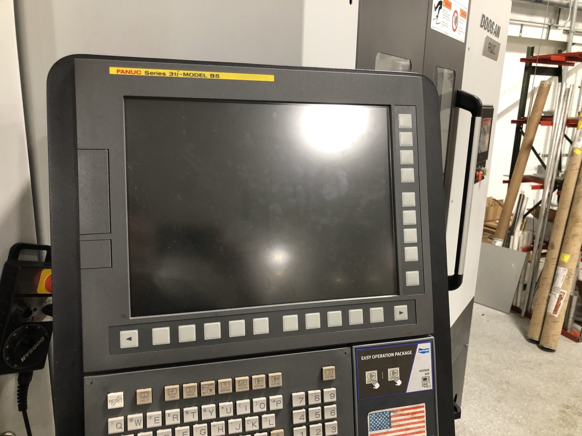 Doosan DVF-5000 VMC, 2020- 5-Axis, Fanuc Control, 8 Pallet System,Probe, Mist Collector - Image 2
