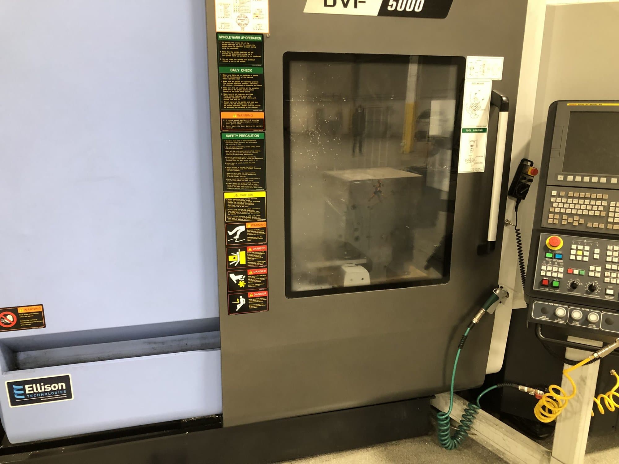 Doosan DVF-5000 VMC, 2020- 5-Axis, Fanuc Control, 8 Pallet System,Probe, Mist Collector - Image 3