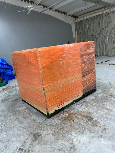 50 HP Ingersoll Rand RS37i Rotary Screw Air Compressor, 2021- Includes Air Dryer and Tank Accumulator - Image 5