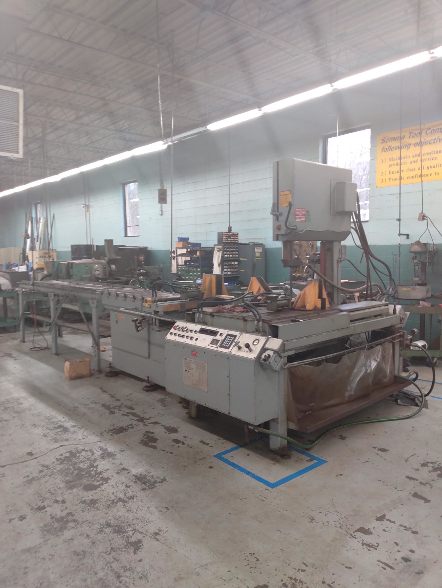 DoAll Model TF-2021 Tilt Frame Vertical Band Saw