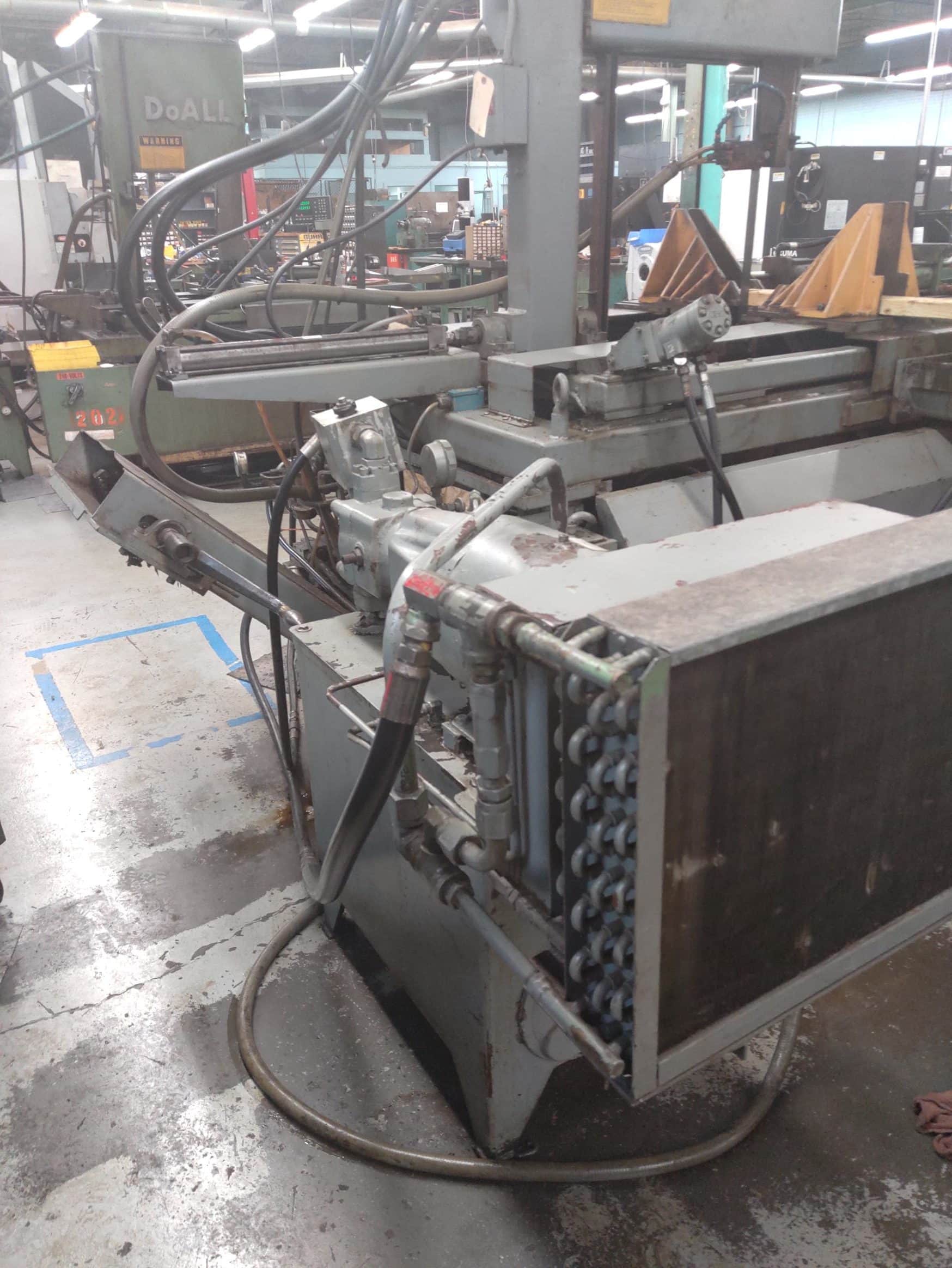 DoAll Model TF-2021 Tilt Frame Vertical Band Saw - Image 6