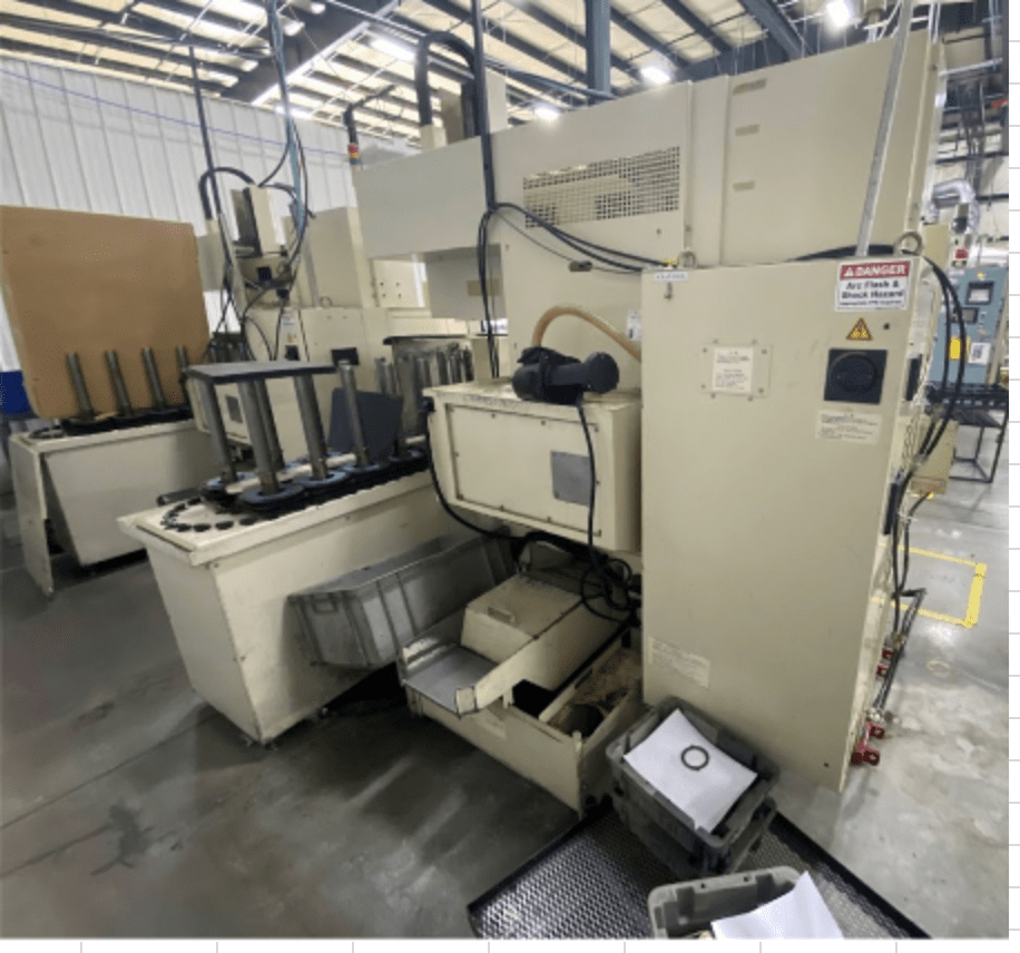Tecno Wasino G07 CNC Gang Lathe, 2007 - Gantry Loader and Stockers, Fanuc Control - Image 9