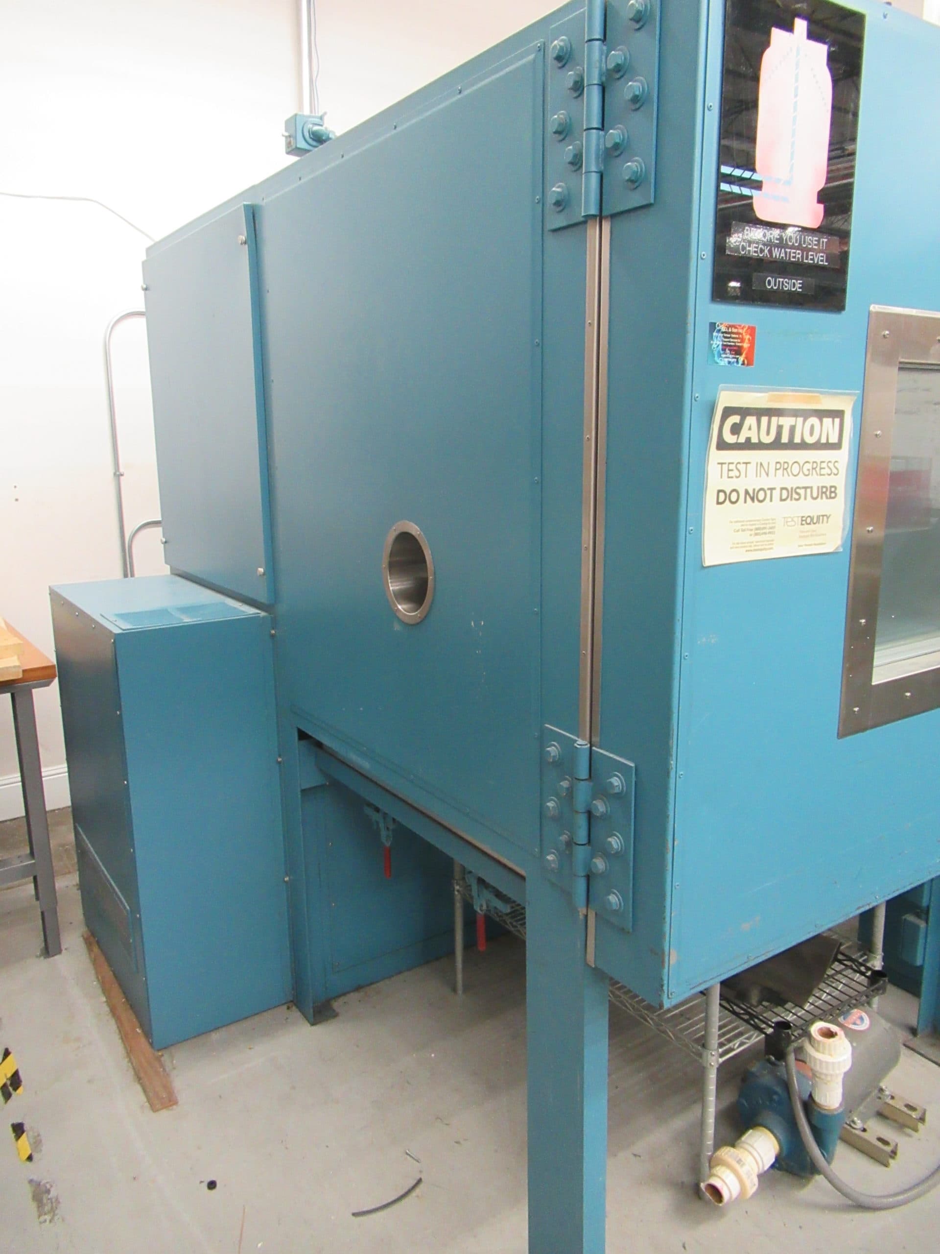 Thermotron FX-32-CHV-15-15 Thermal Environmental Chamber - Image 3