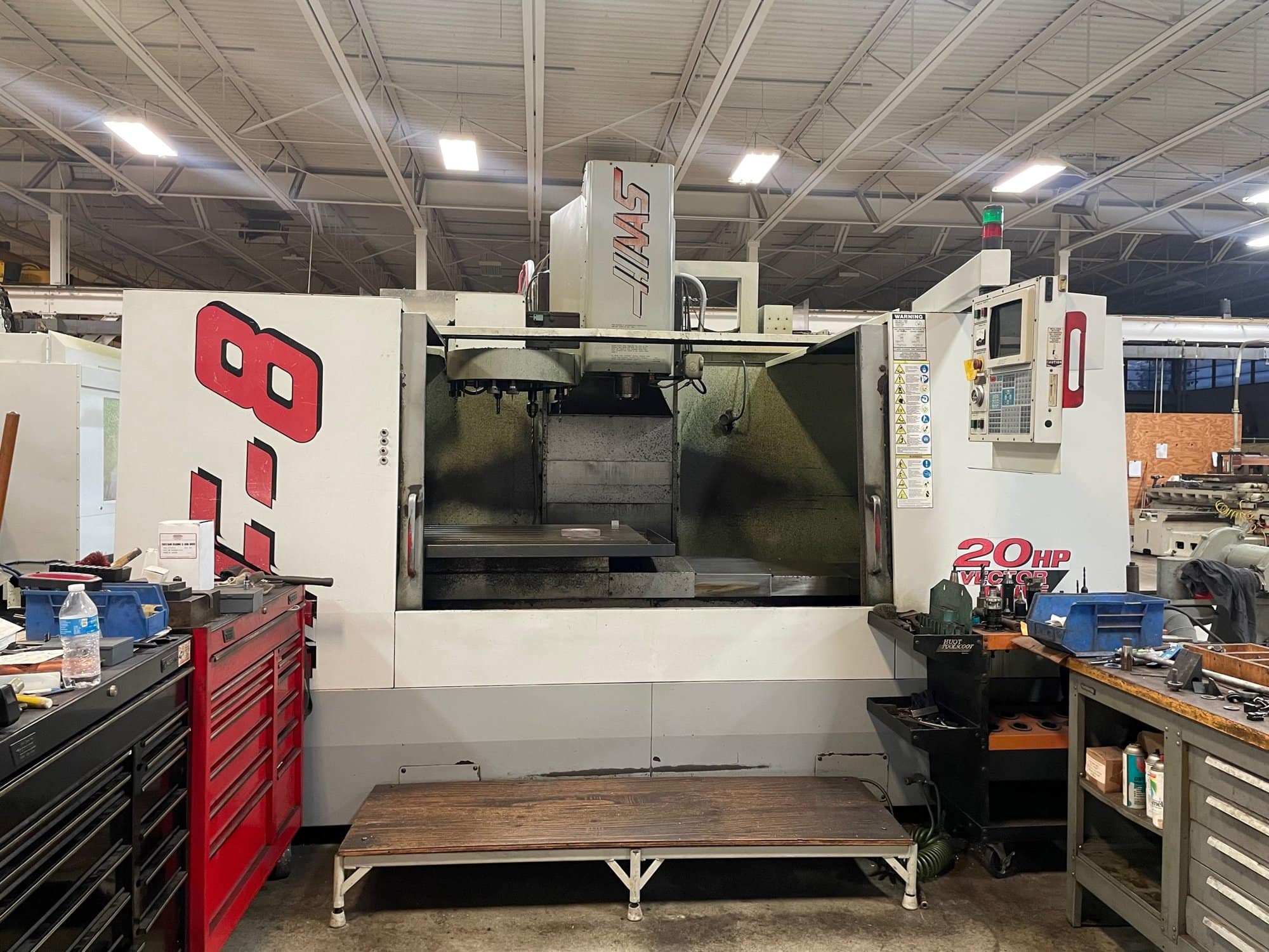 Haas VF-8 VMC, 1998- Chip Auger, Under Power, Video Available