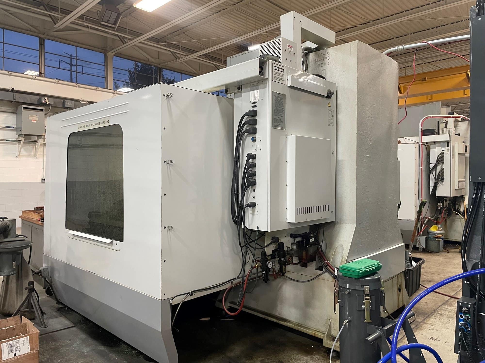 Haas VF-8 VMC, 1998- Chip Auger, Under Power, Video Available - Image 3