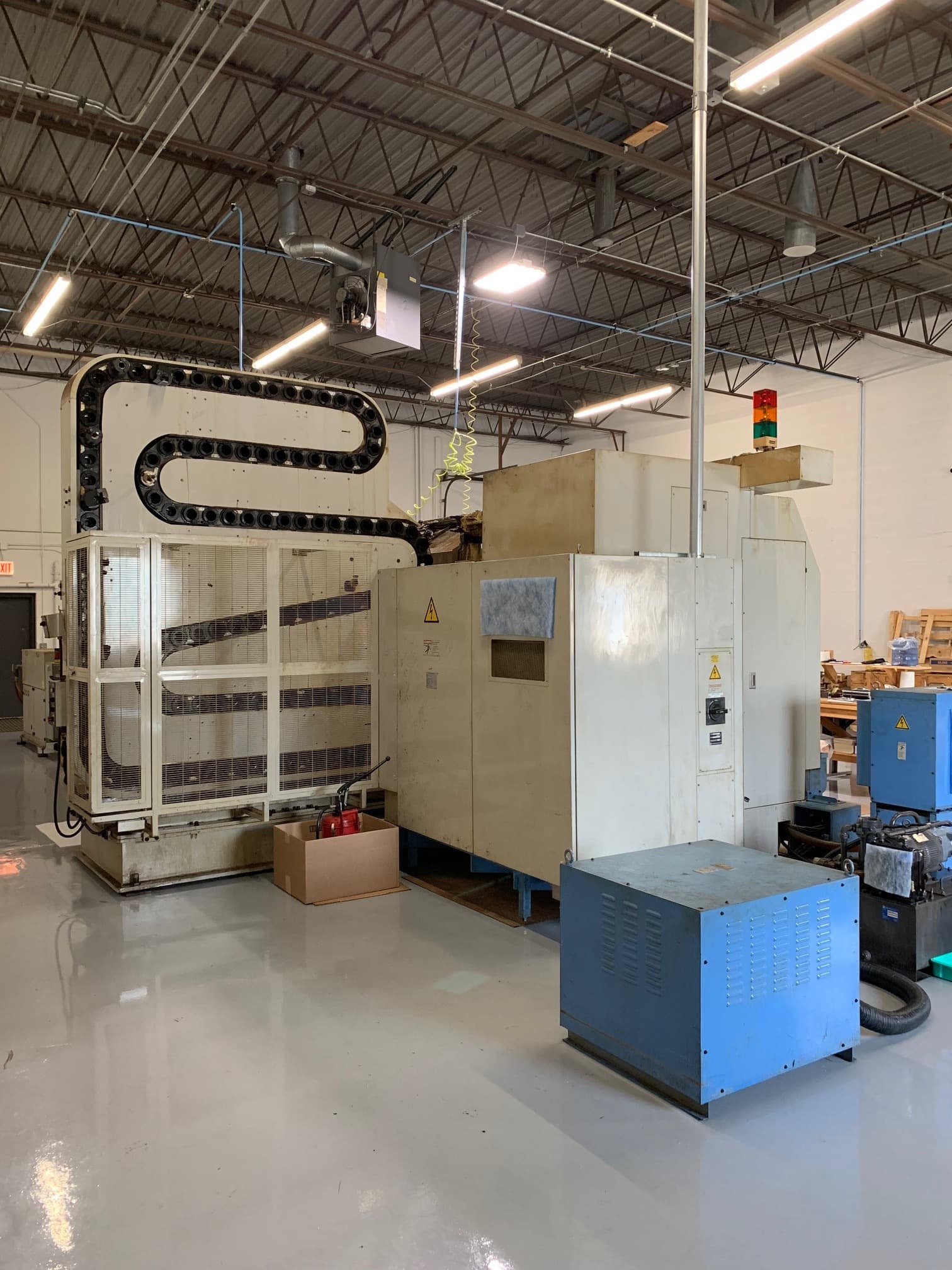 Mazak Integrex 70Y/3000 CNC Multi Axis Lathe, 1998 - C Axis, Mill Tapping, Chip Blaster, Tooling - Image 9