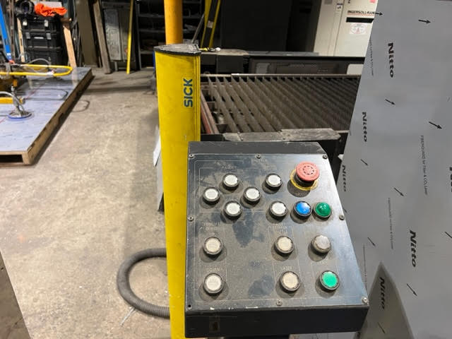 4000 watt Amada FO-3015 CO2 Laser, 2001 - 5' x 10' Table - Image 3